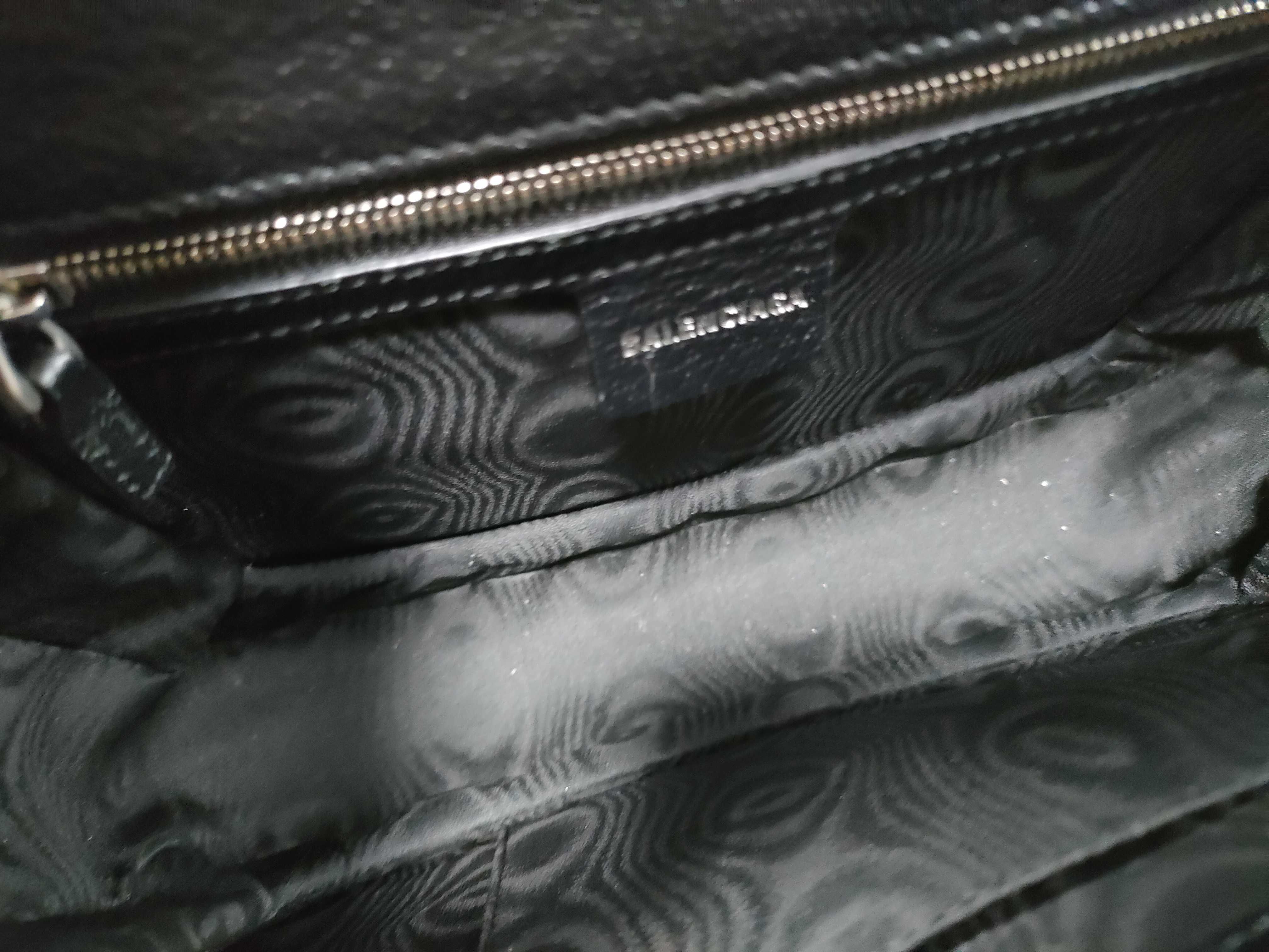 x Gucci The Hacker Project Canvas x Leather Shoulder Bag Black 680121 Shoulder Bag — view 10