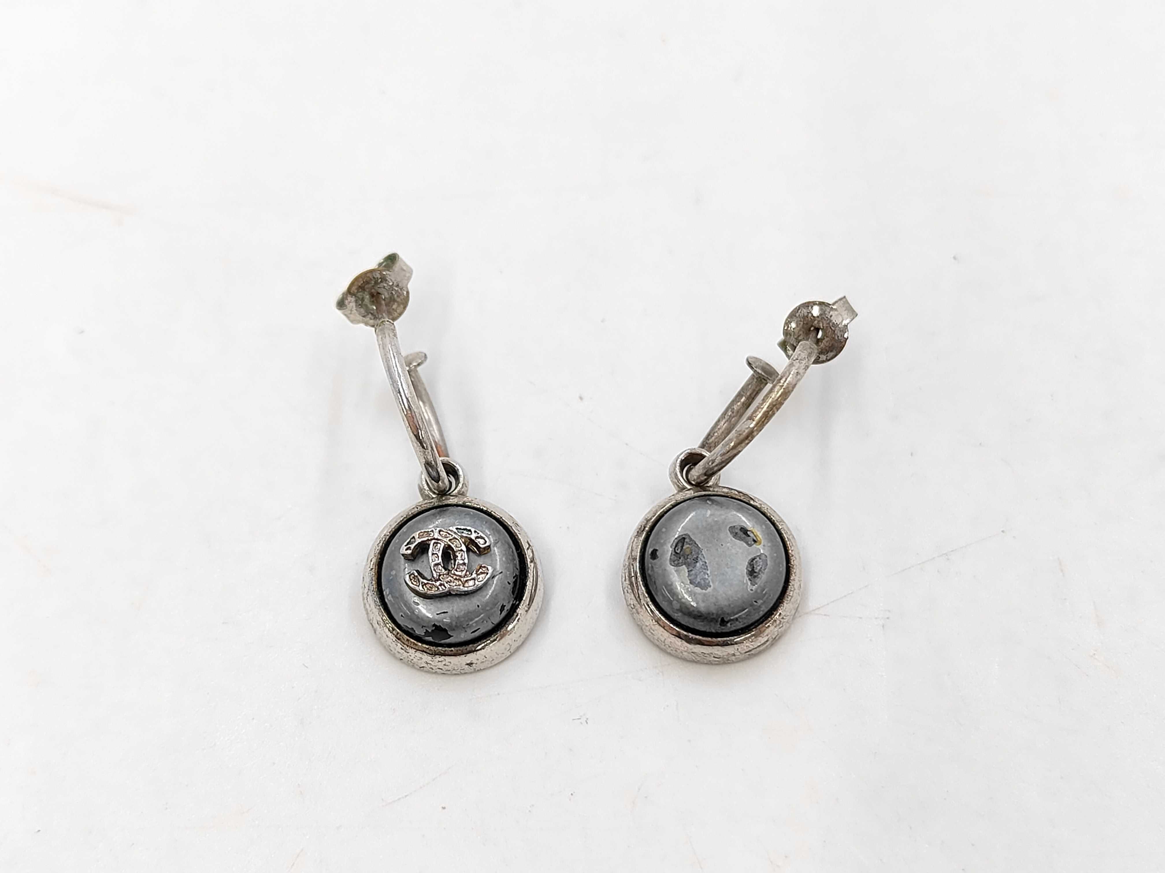 Coco Mark Swing Earrings