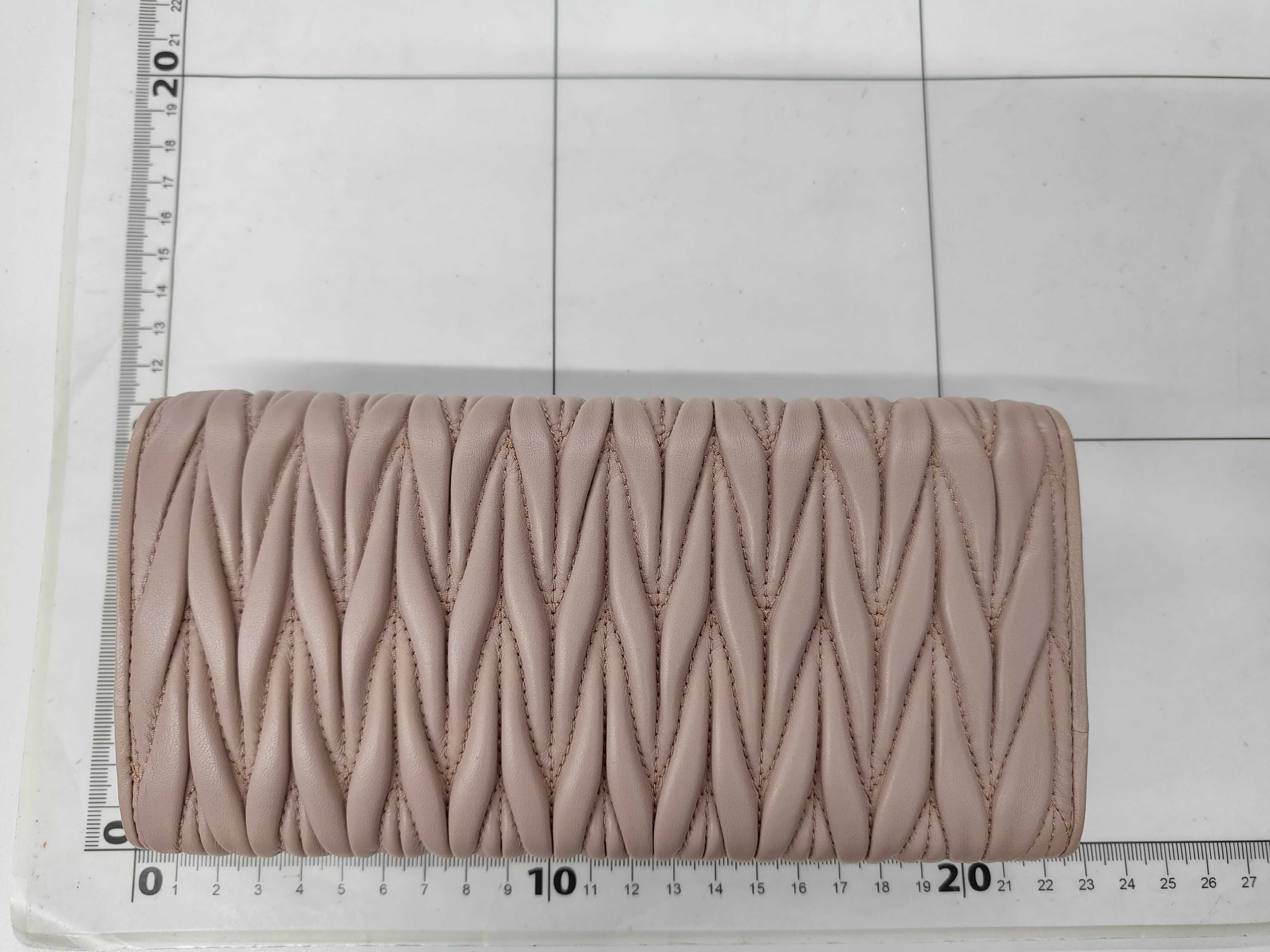 Matelassé Long Wallet — view 2