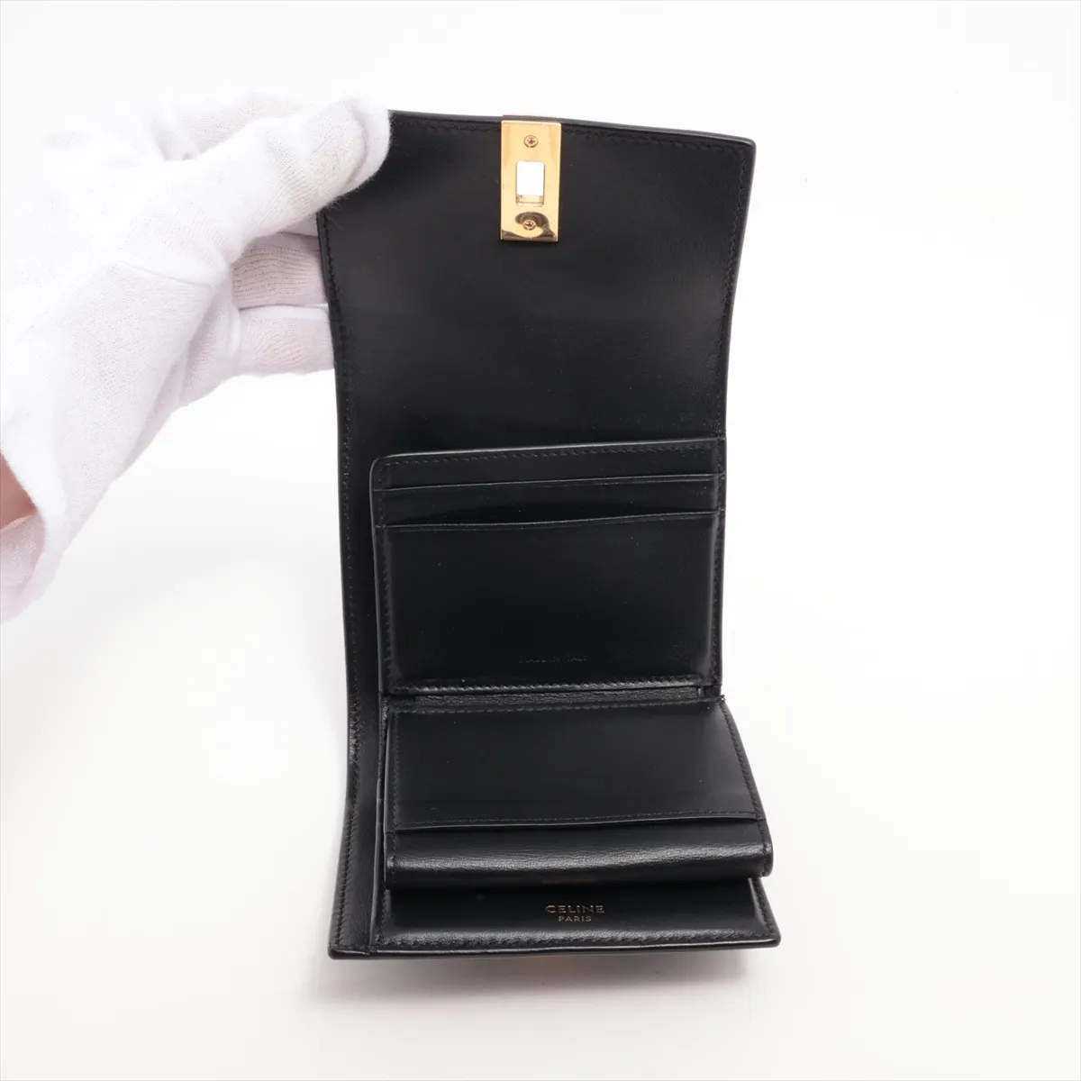 Small Trifold Wallet 16 Leather Compact Wallet Black — view 3