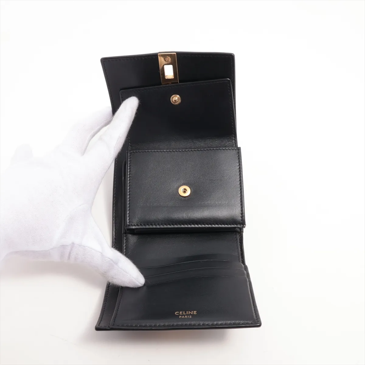 Small Trifold Wallet 16 Leather Compact Wallet Black — view 5