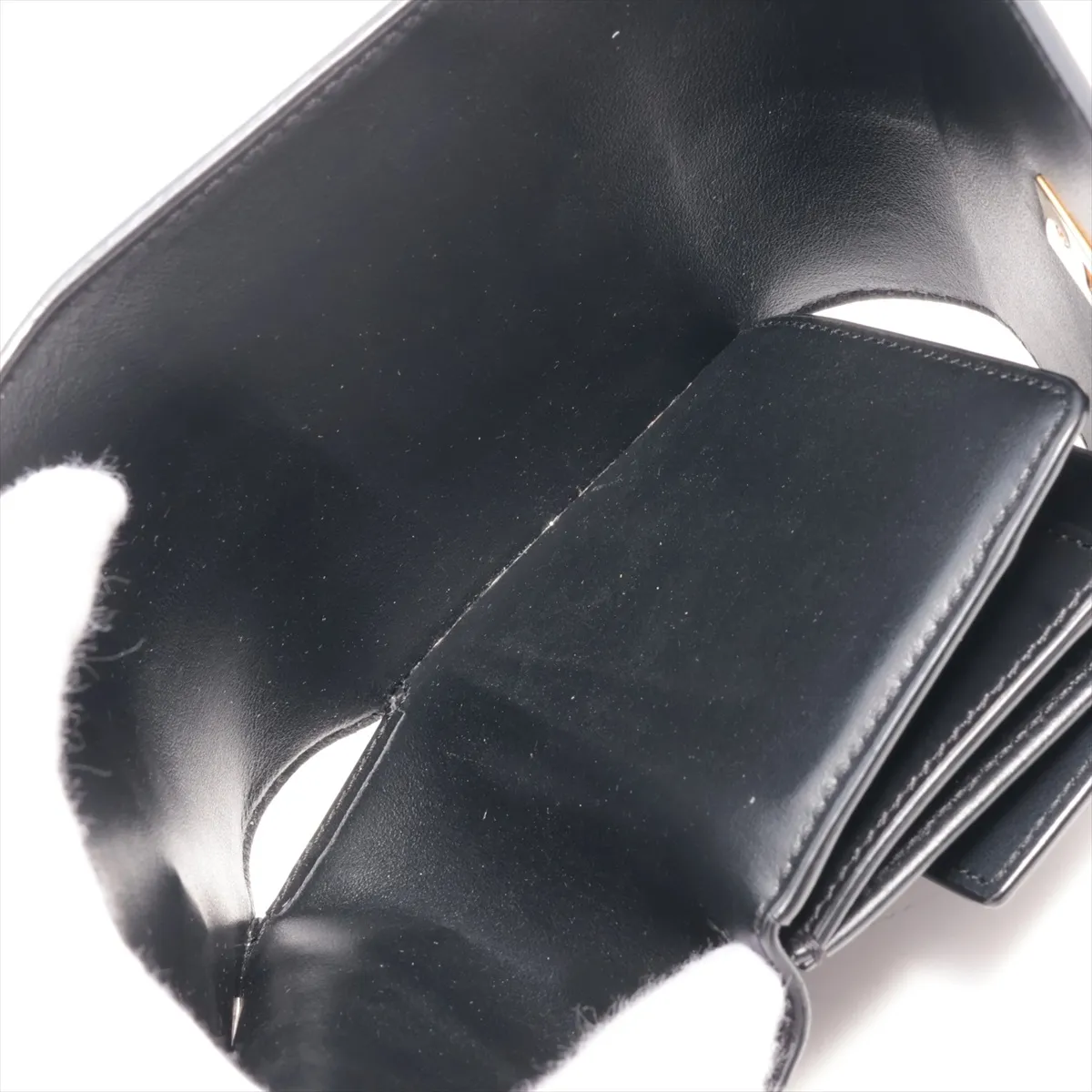 Small Trifold Wallet 16 Leather Compact Wallet Black — view 6