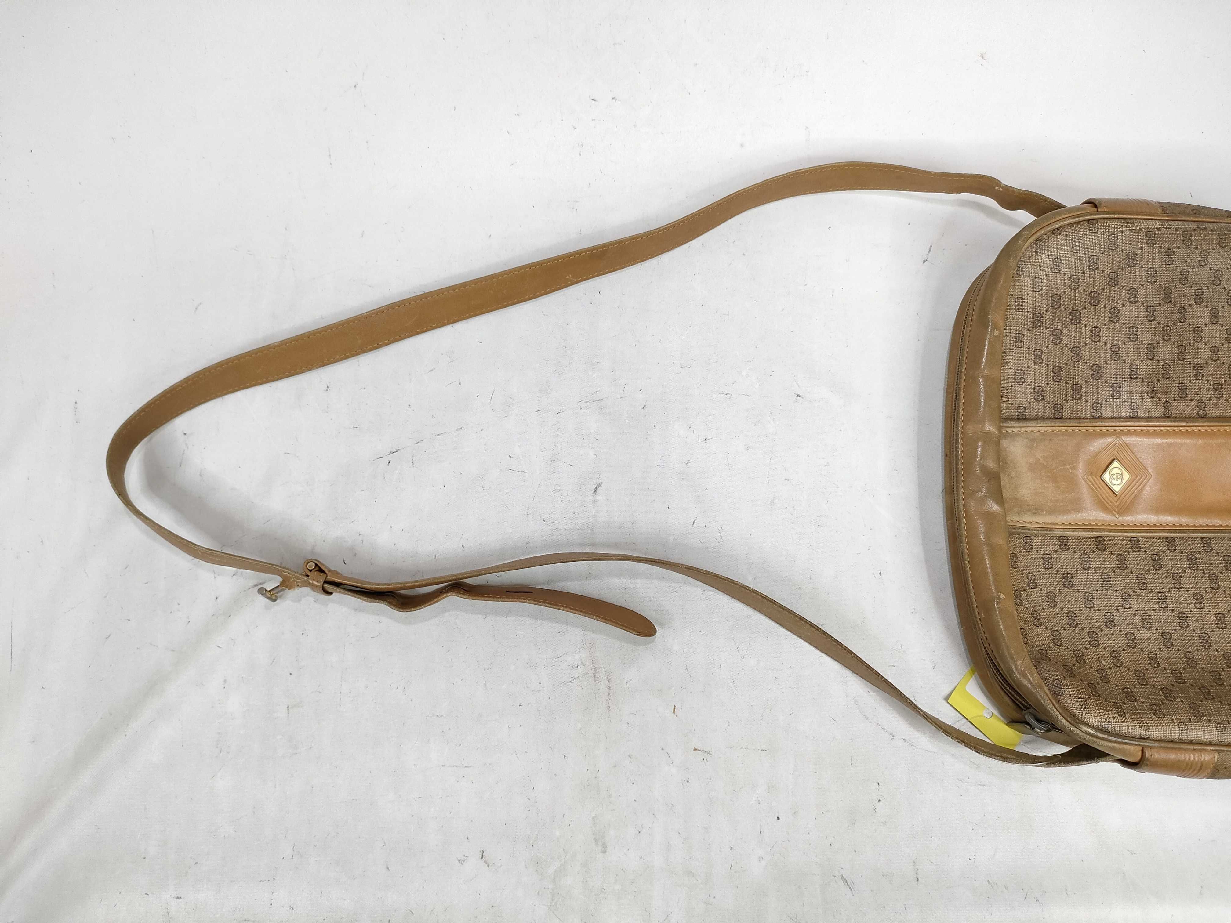Old Shoulder Bag — view 3