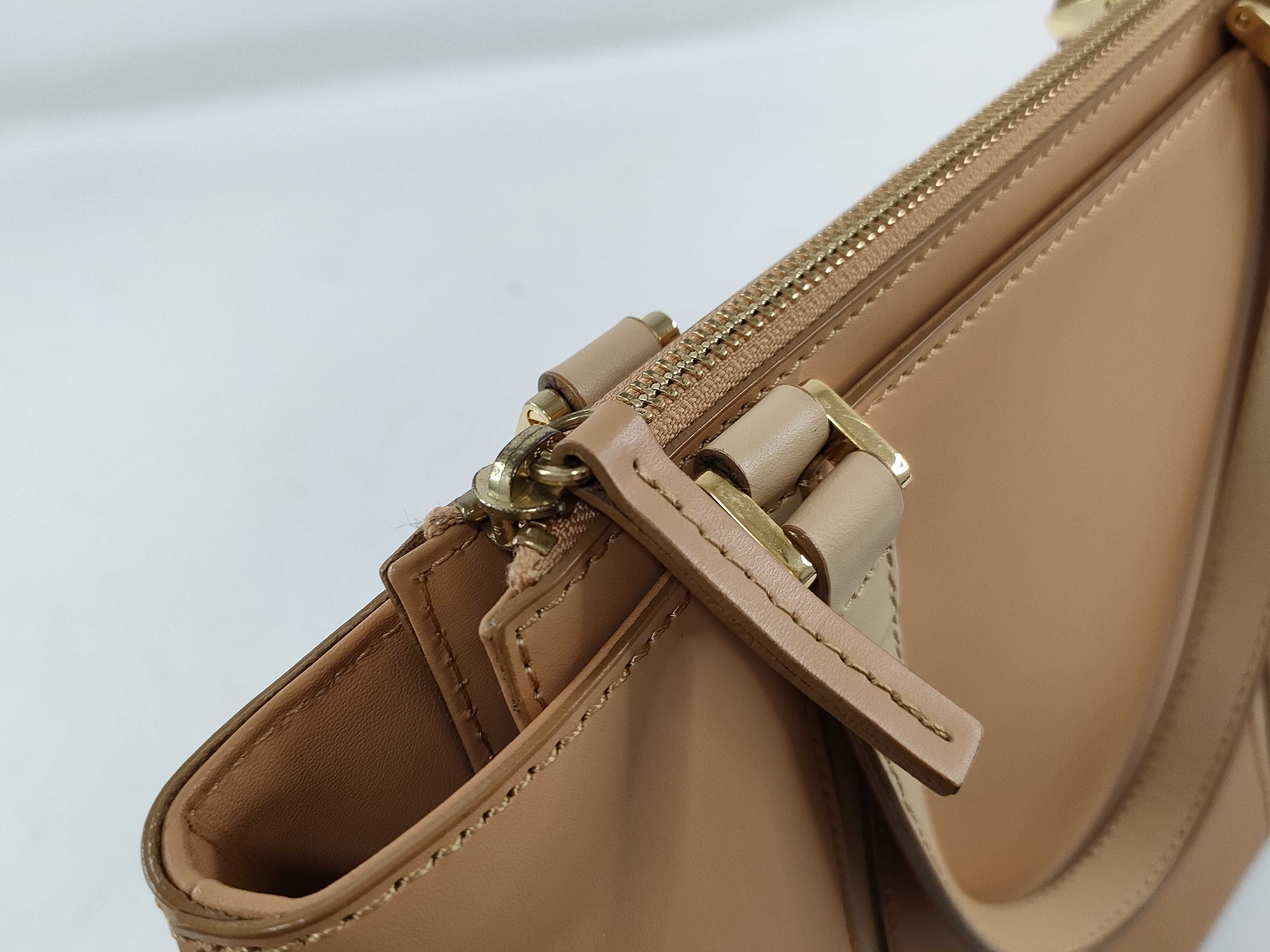handbag — view 8