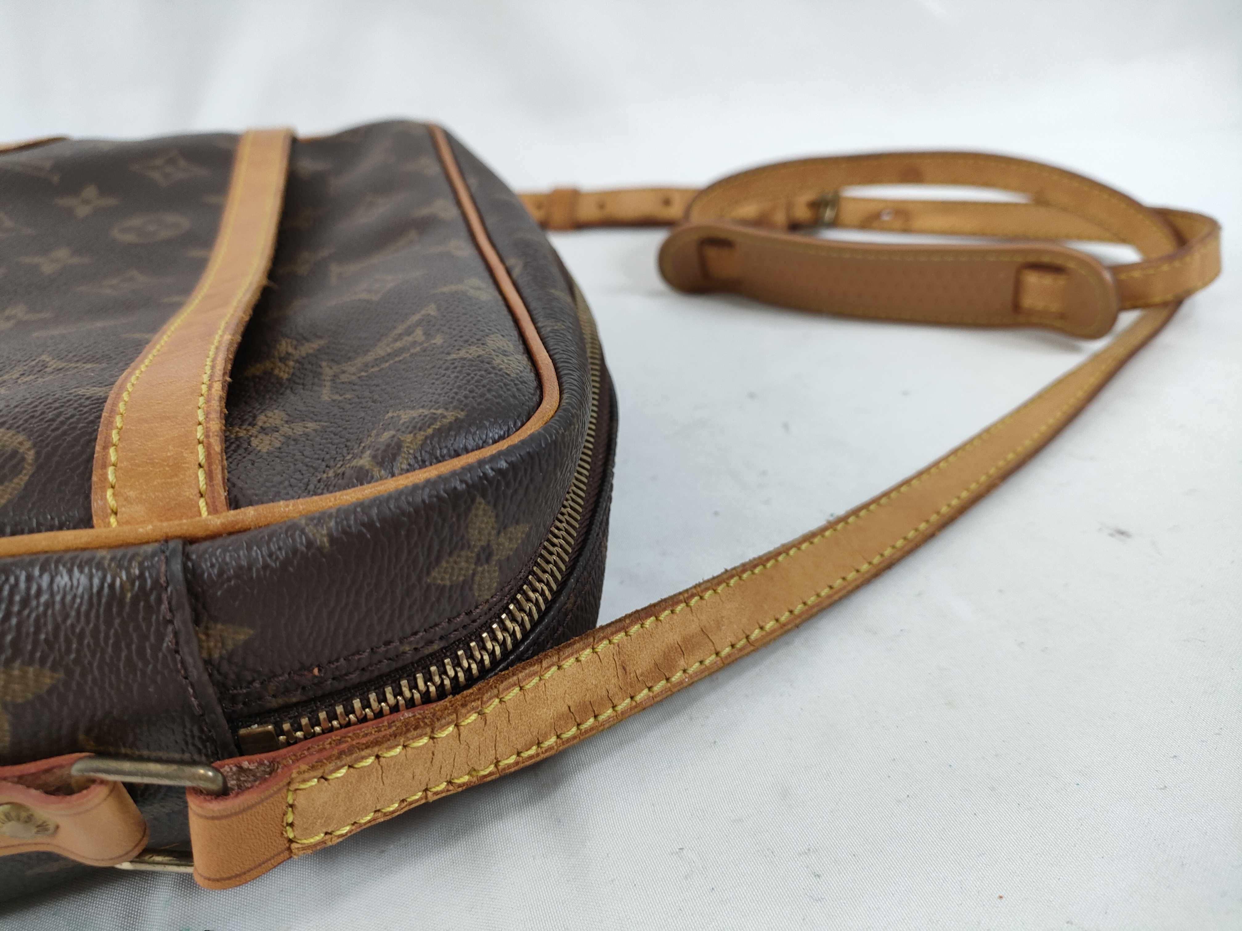 Monogram Trocadero 30 MB0083 Shoulder Bag — view 3