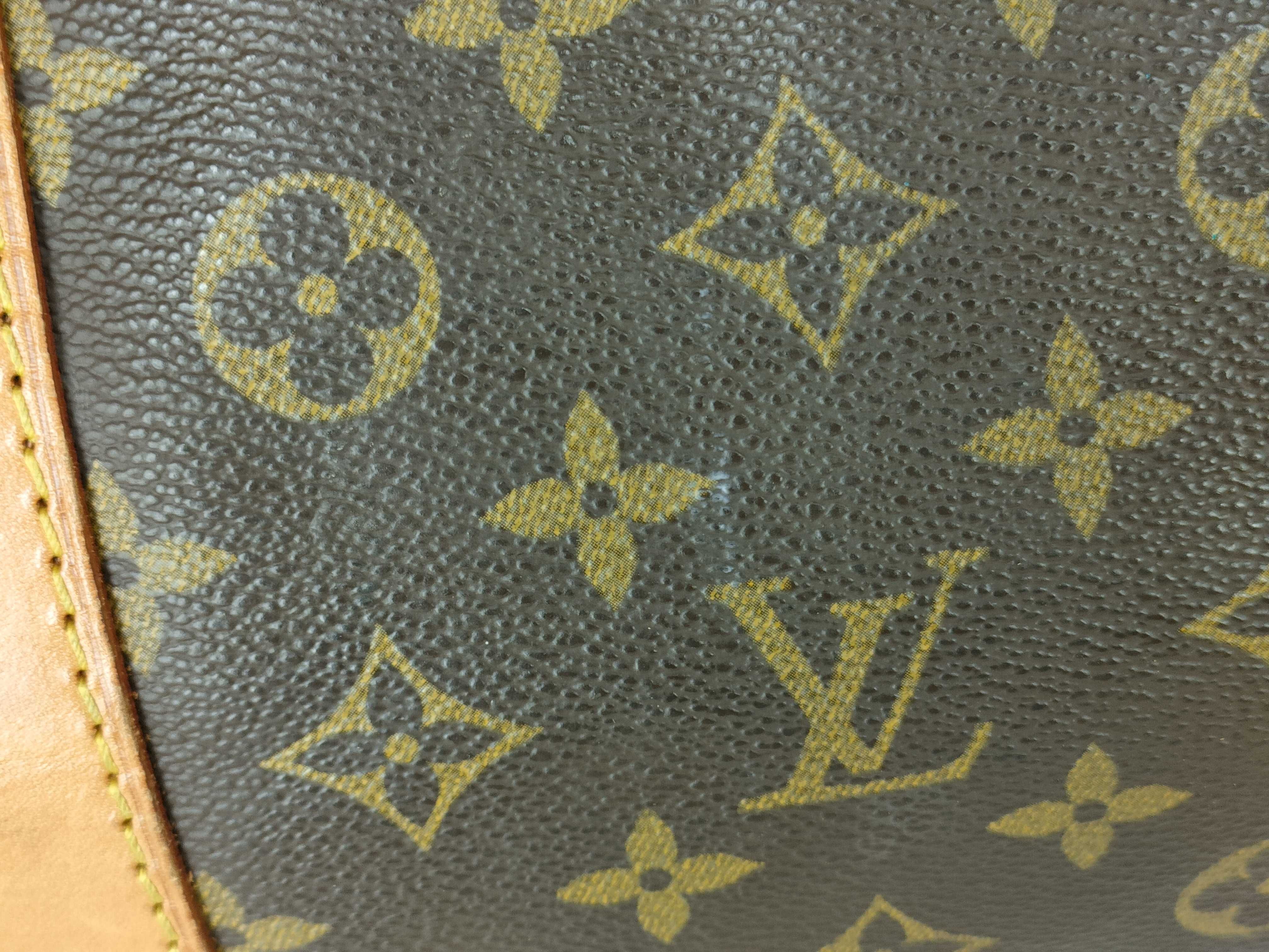 Monogram Louis Vuitton Keepall 60 Bandoulière Boston Bag — view 15