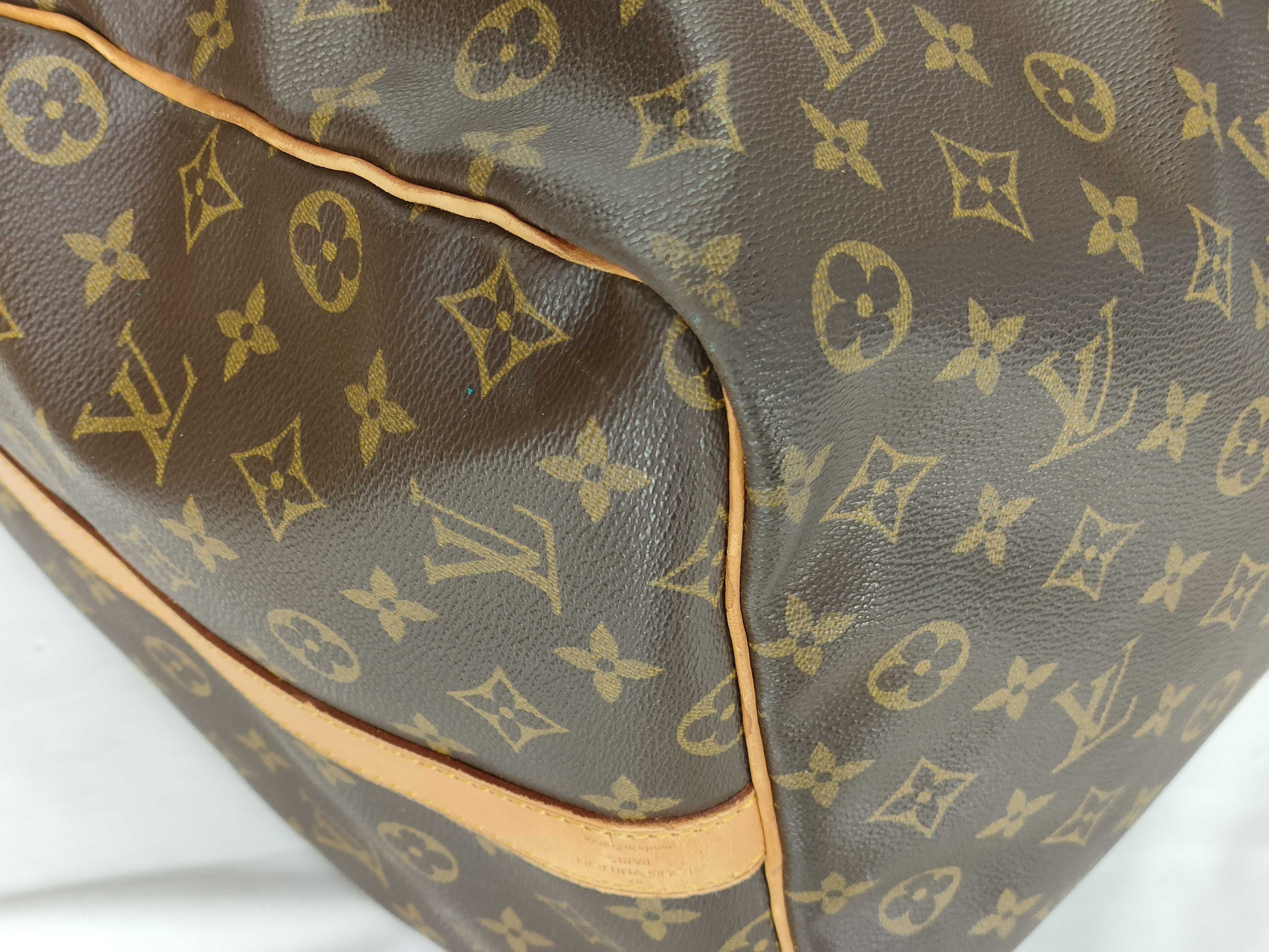 Monogram Louis Vuitton Keepall 60 Bandoulière Boston Bag — view 8