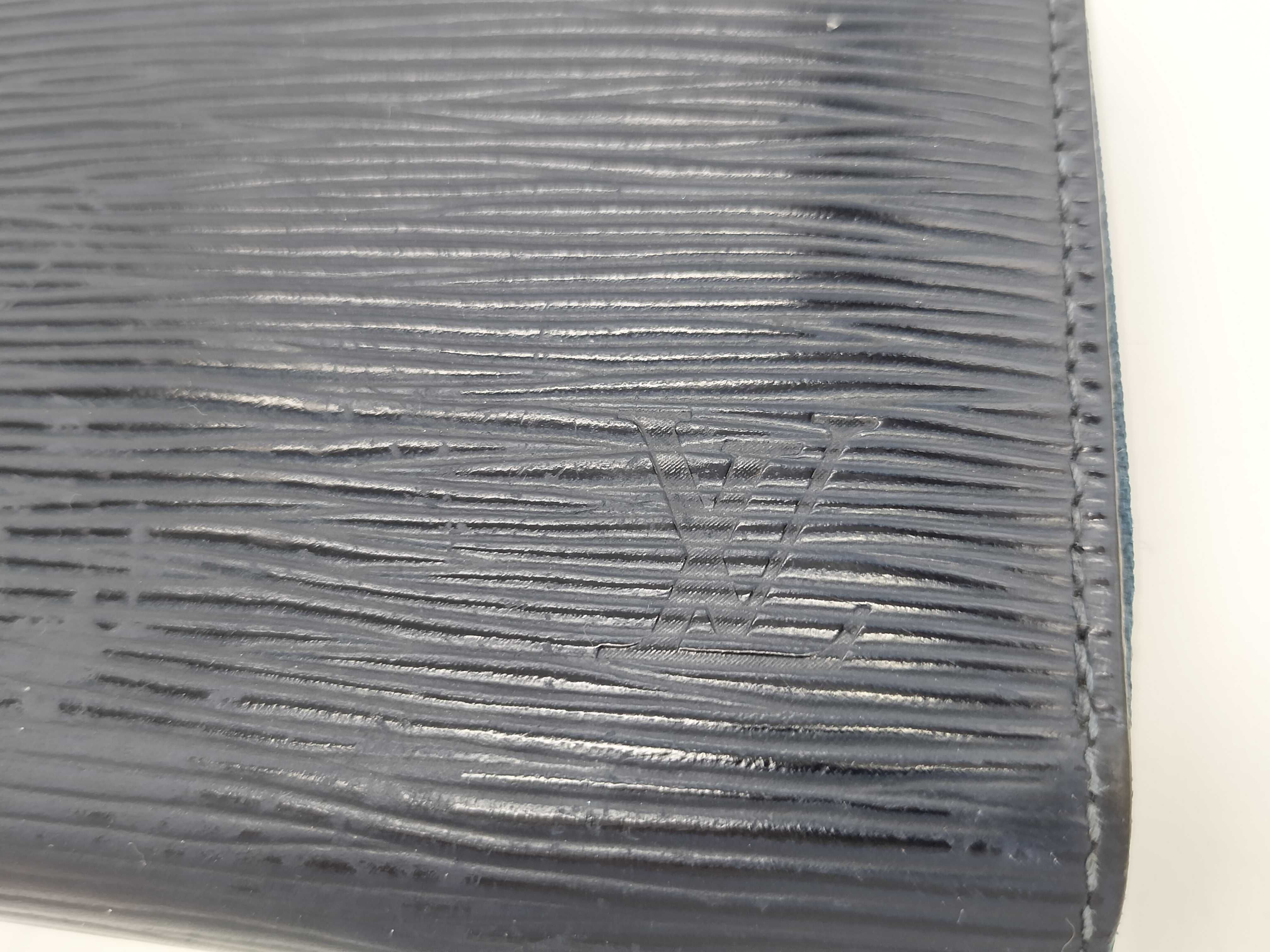 Epi Louis Vuitton Epi Zippy Wallet Long Wallet — view 15