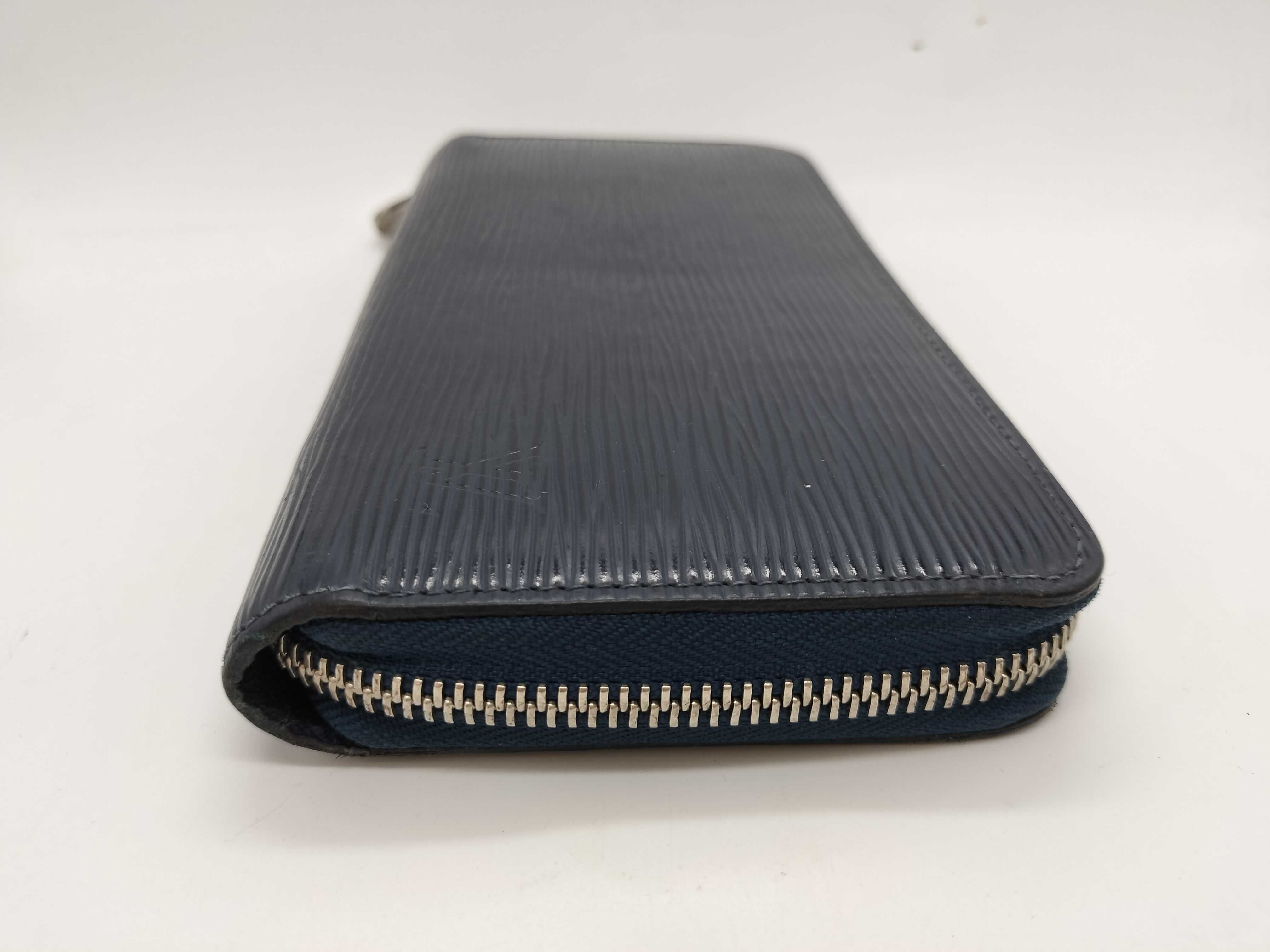 Epi Louis Vuitton Epi Zippy Wallet Long Wallet — view 3