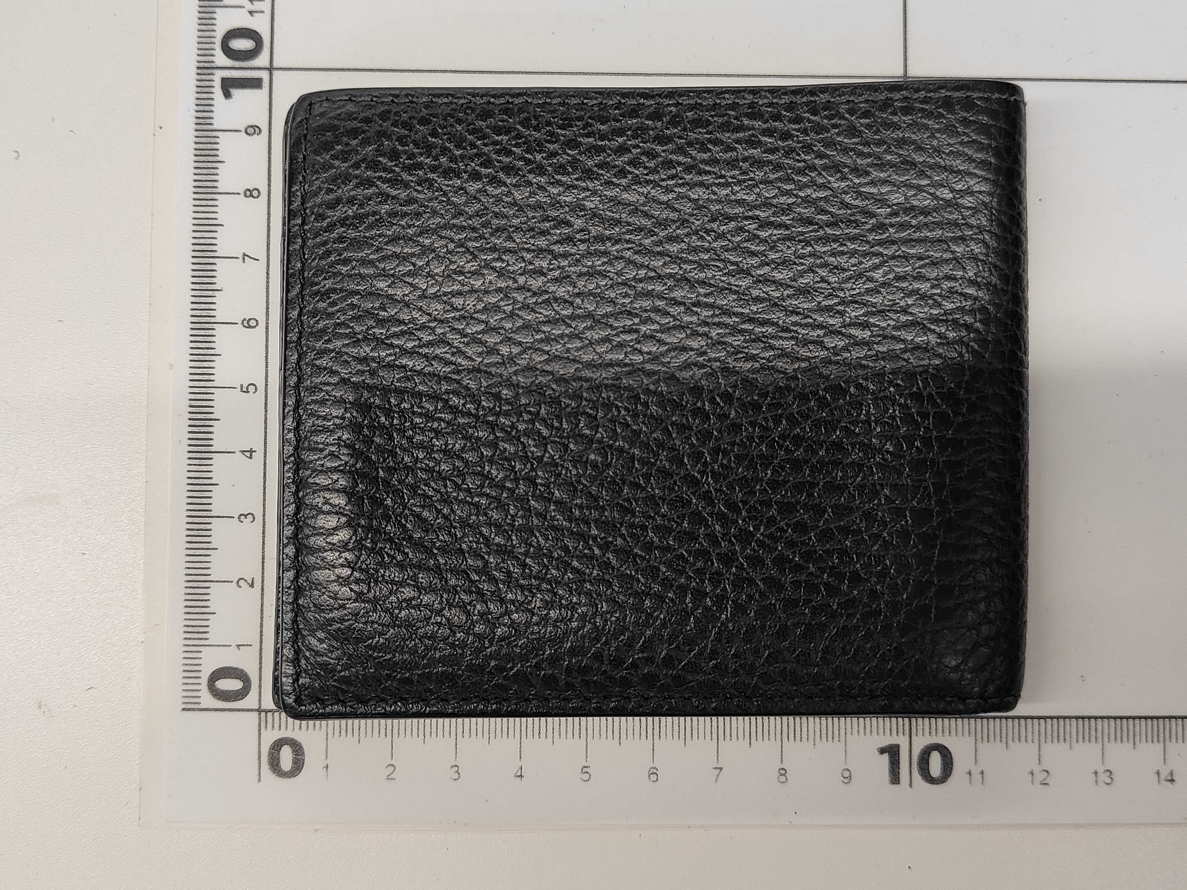 wallet — view 2