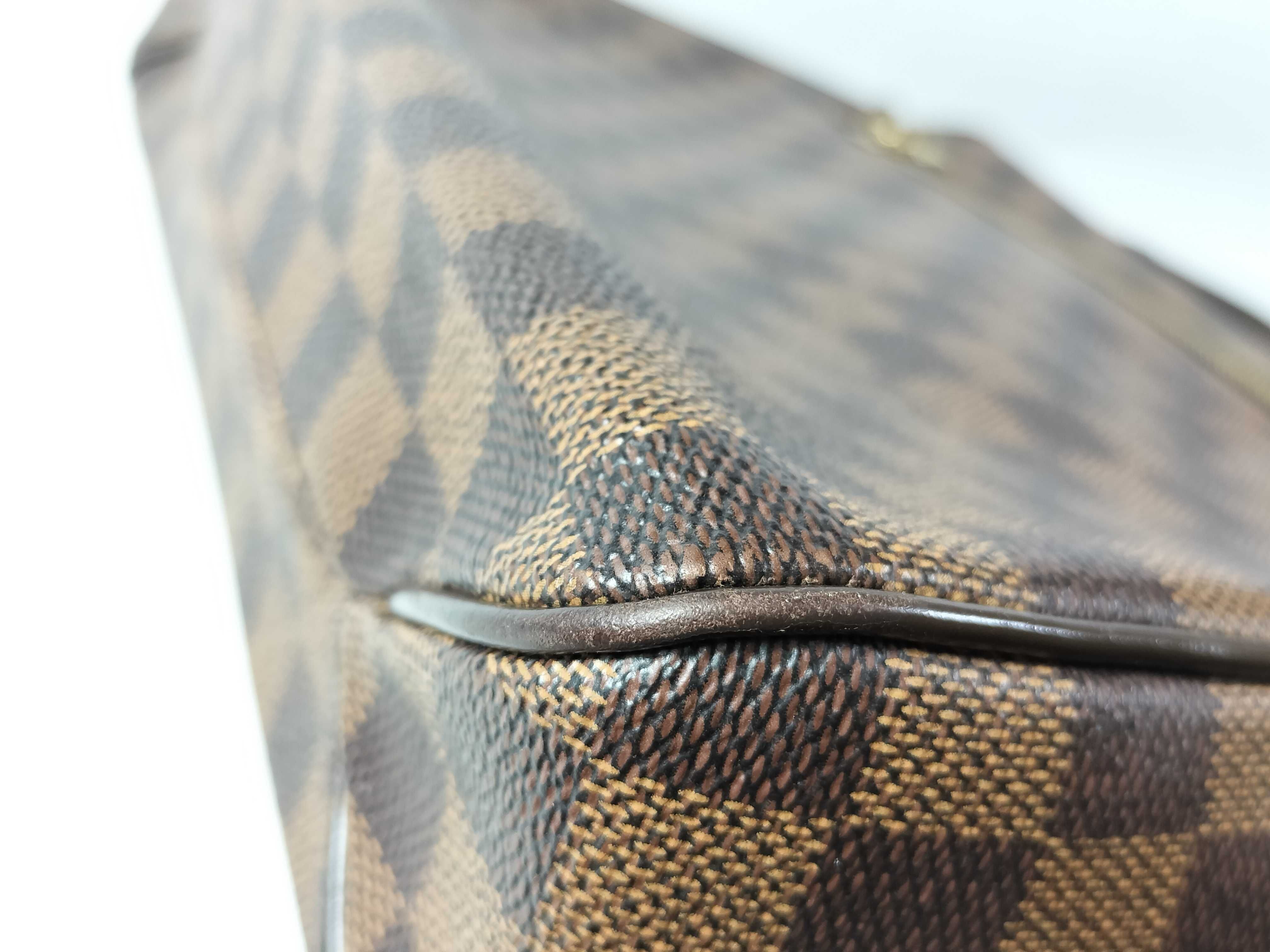 Damier District MM N41212 Brown CA5103 Shoulder Bag — view 6