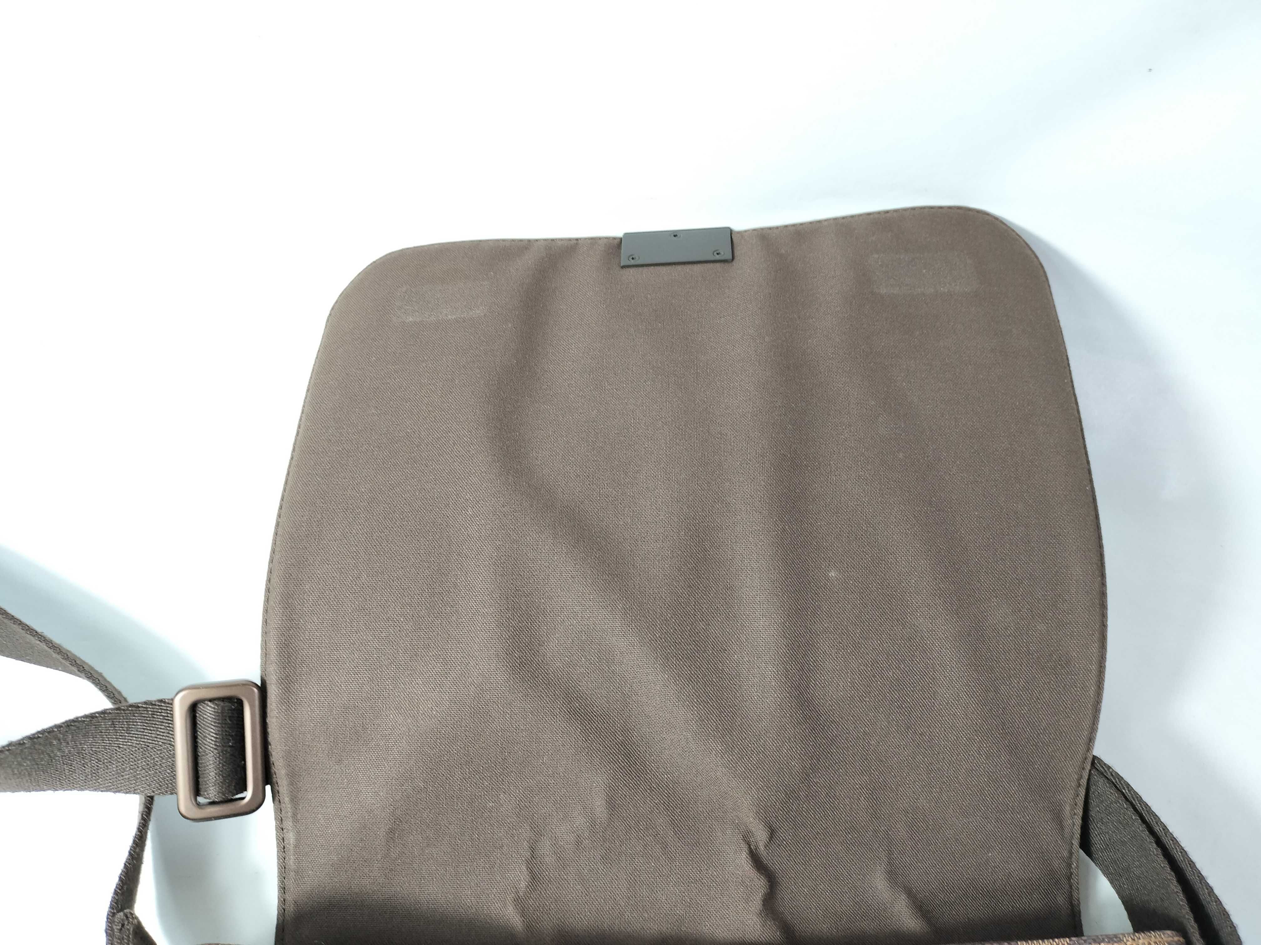 Damier District MM N41212 Brown CA5103 Shoulder Bag — view 9