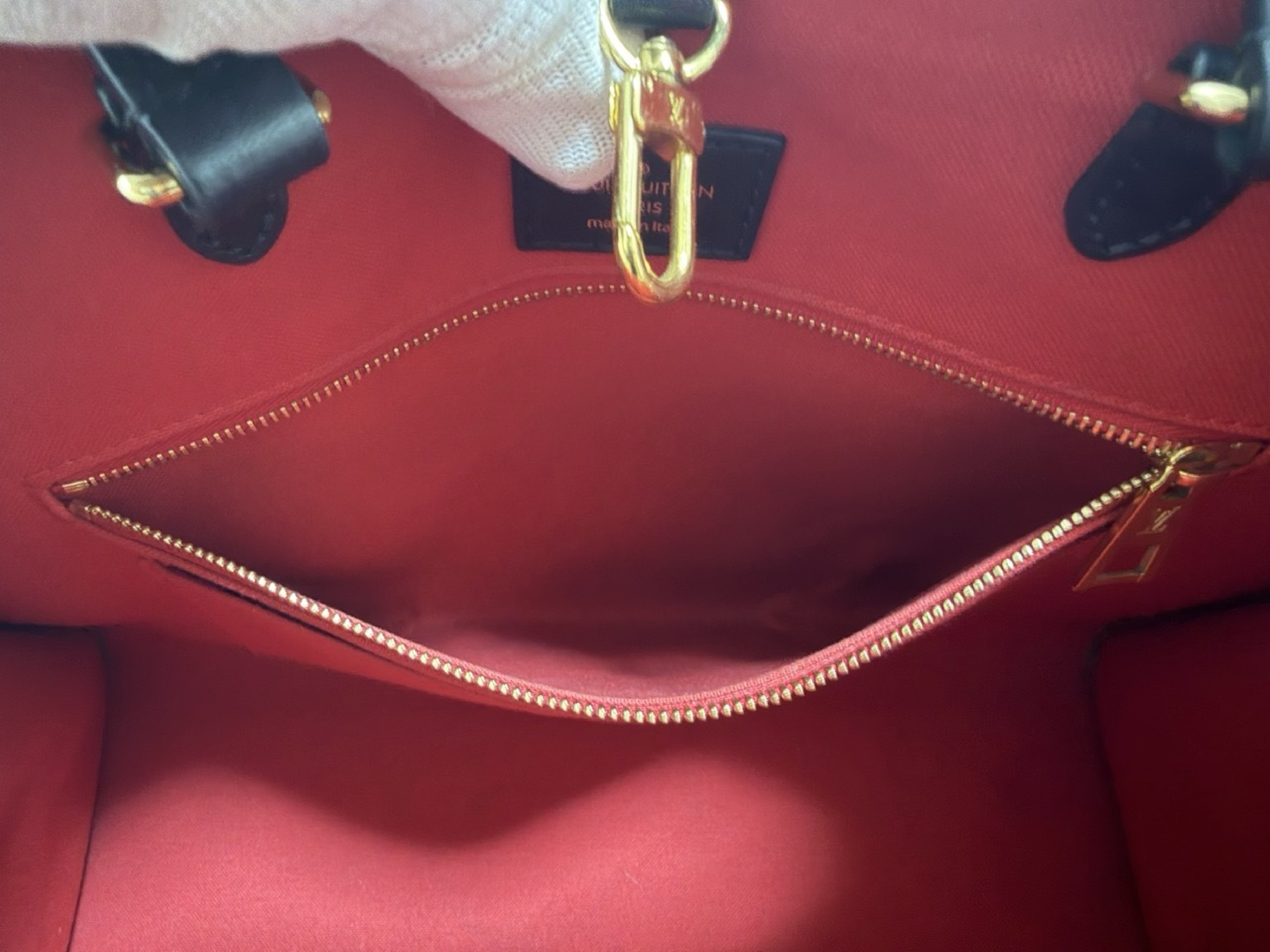 Monogram M45321 Monogram Giant Reverse OnTheGo MM RFID Tote Bag — view 13