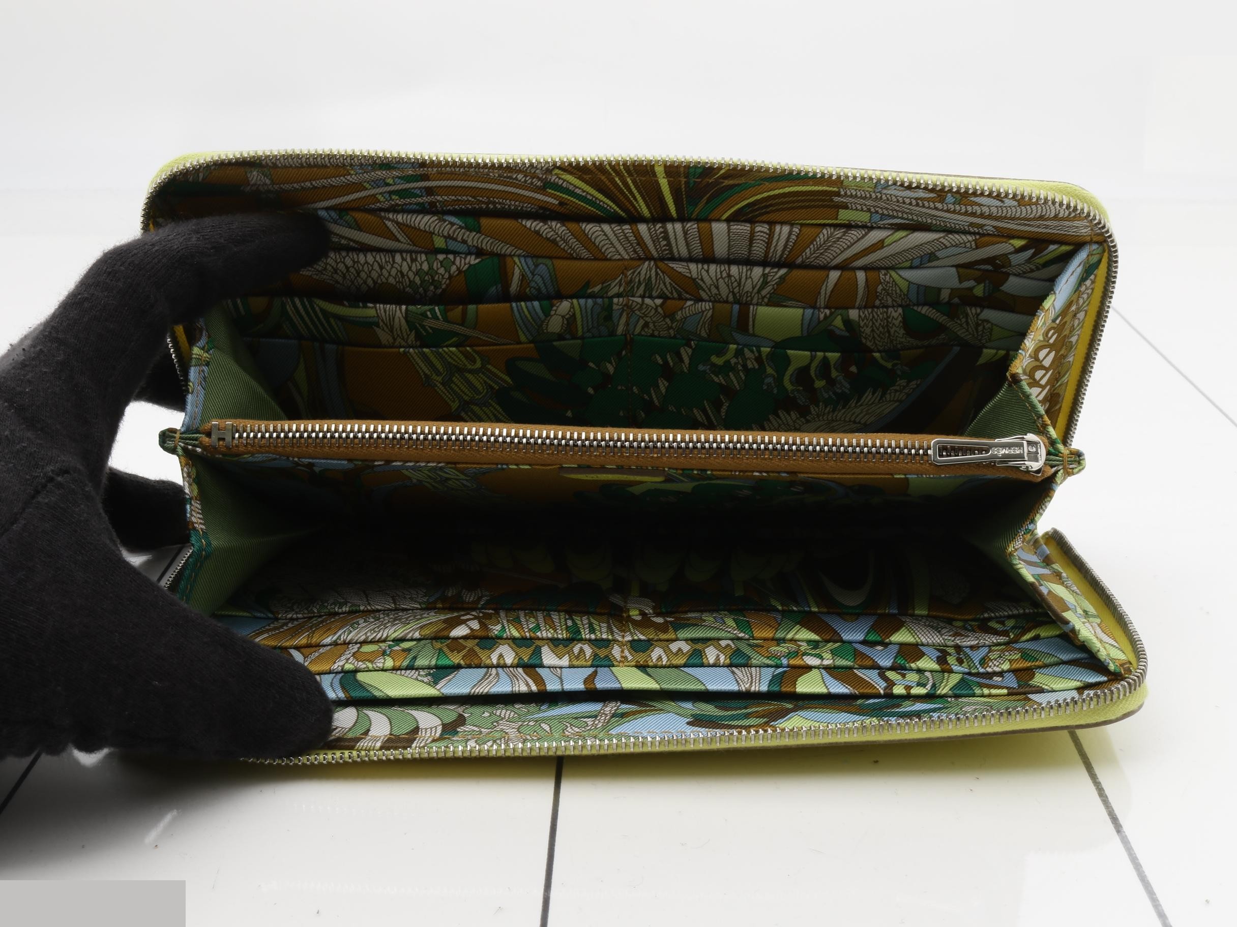 Azap Long Silk In Round Zip Wallet (Y stamp) — view 4