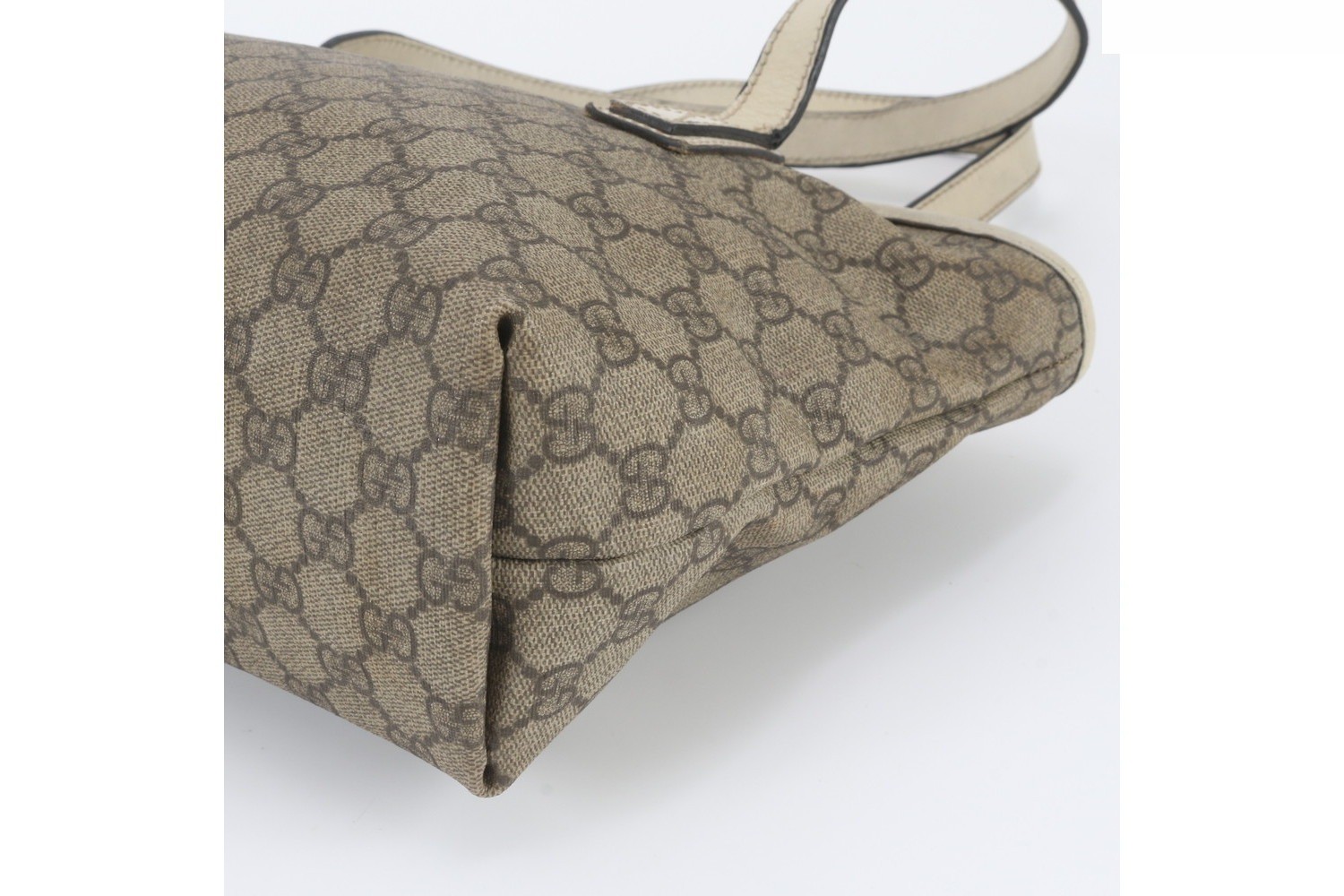 GG Supreme 211133 Leather Tote Bag — view 4