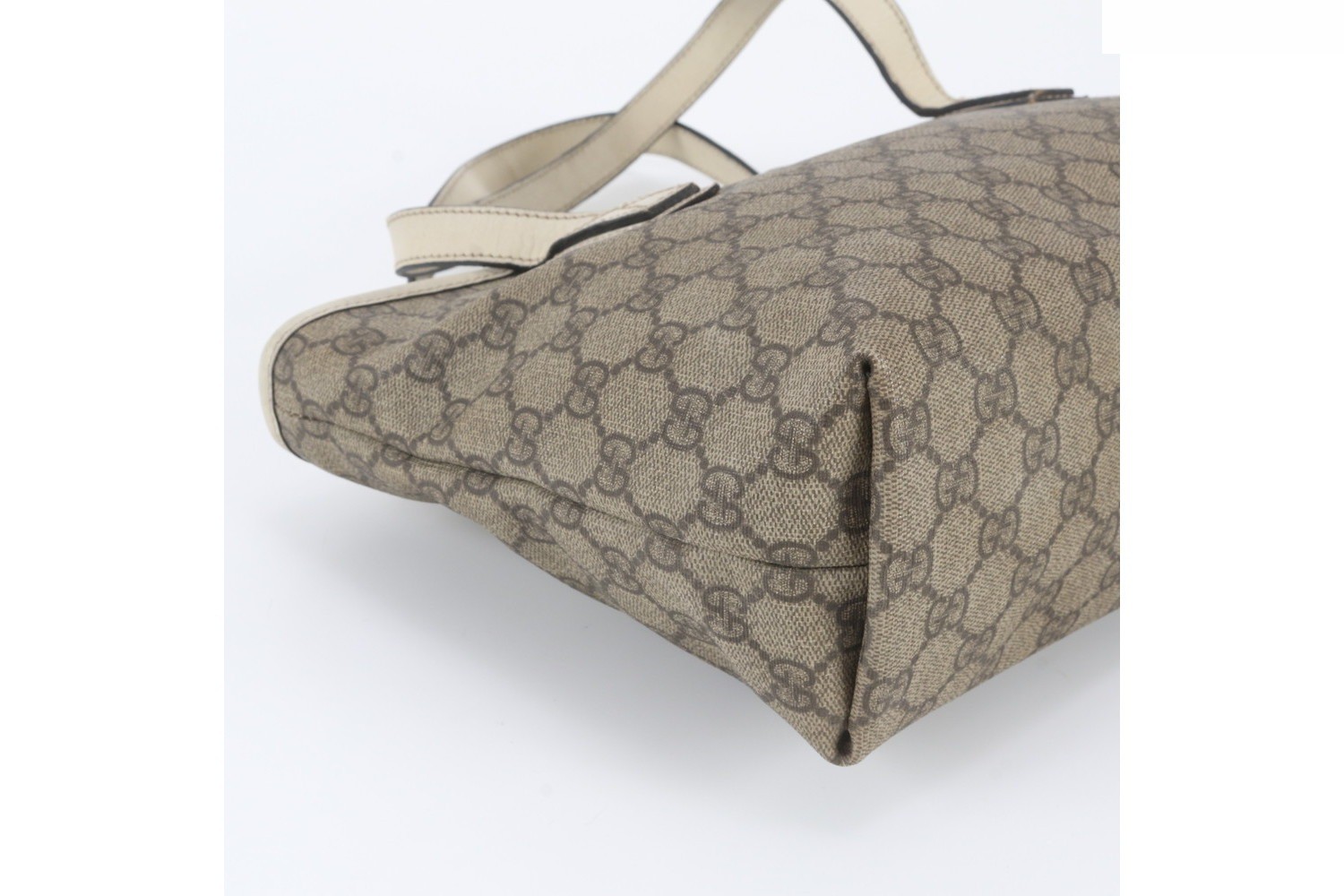 GG Supreme 211133 Leather Tote Bag — view 6