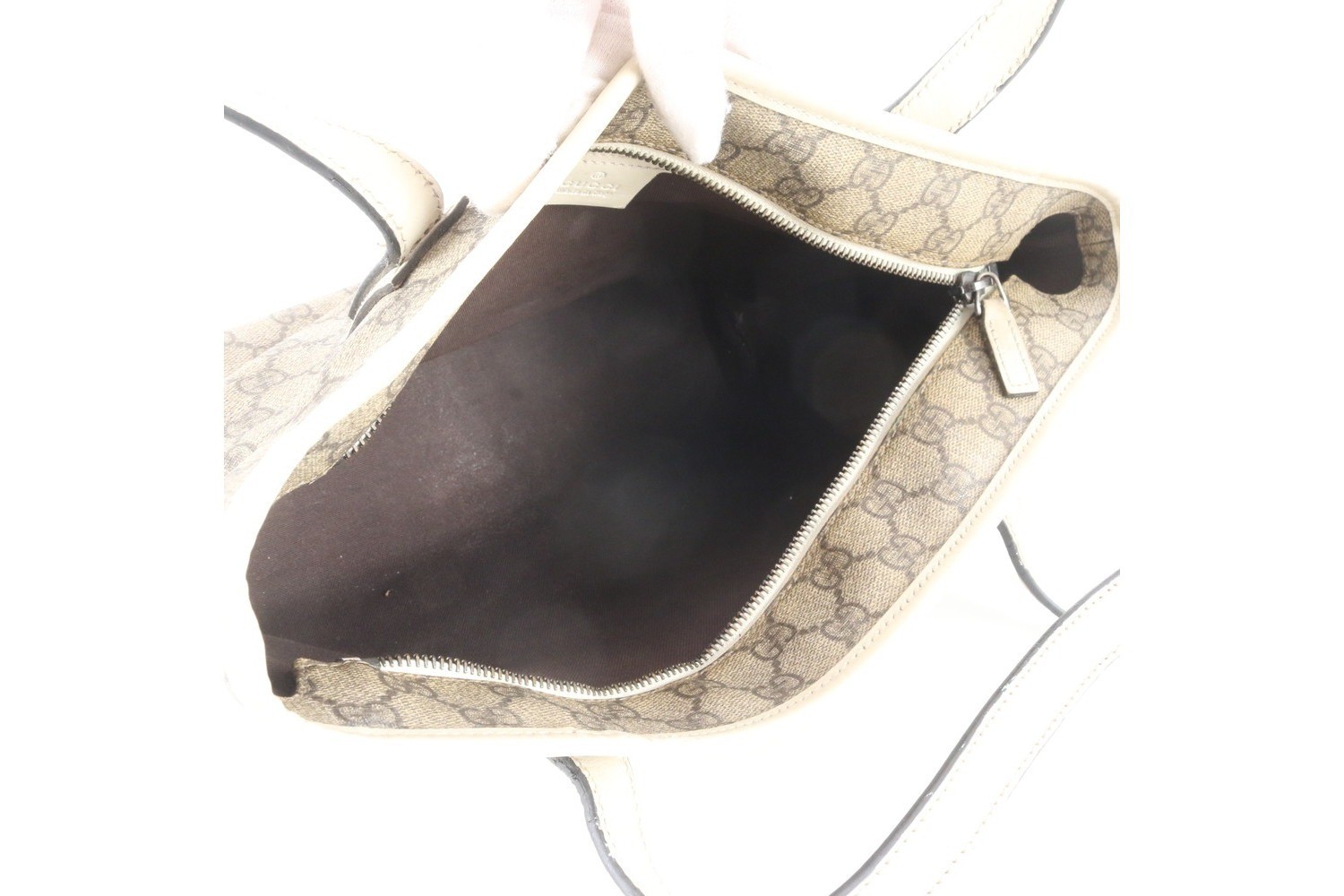 GG Supreme 211133 Leather Tote Bag — view 7