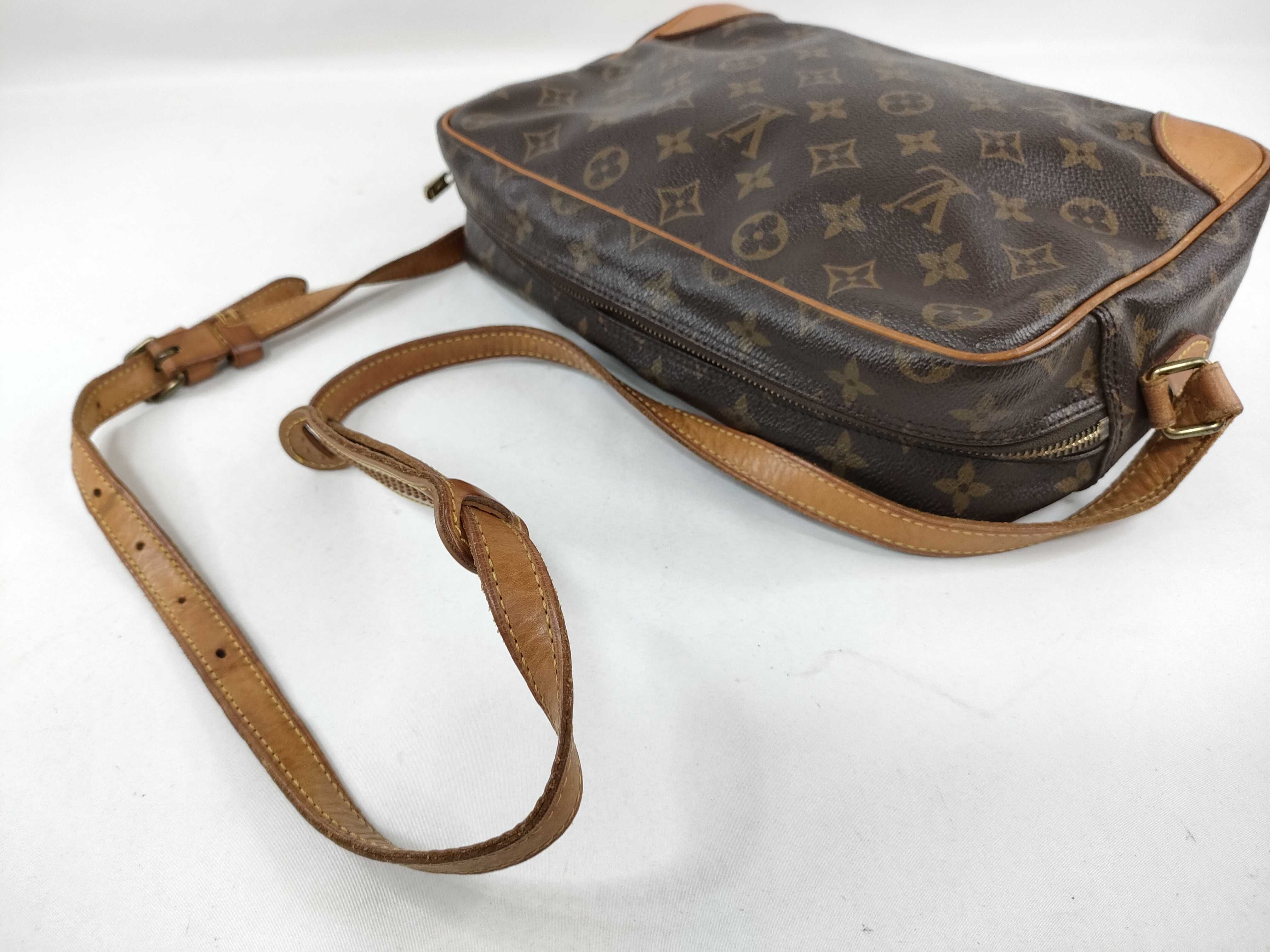 Monogram Louis Vuitton Trocadero Shoulder Bag — view 5