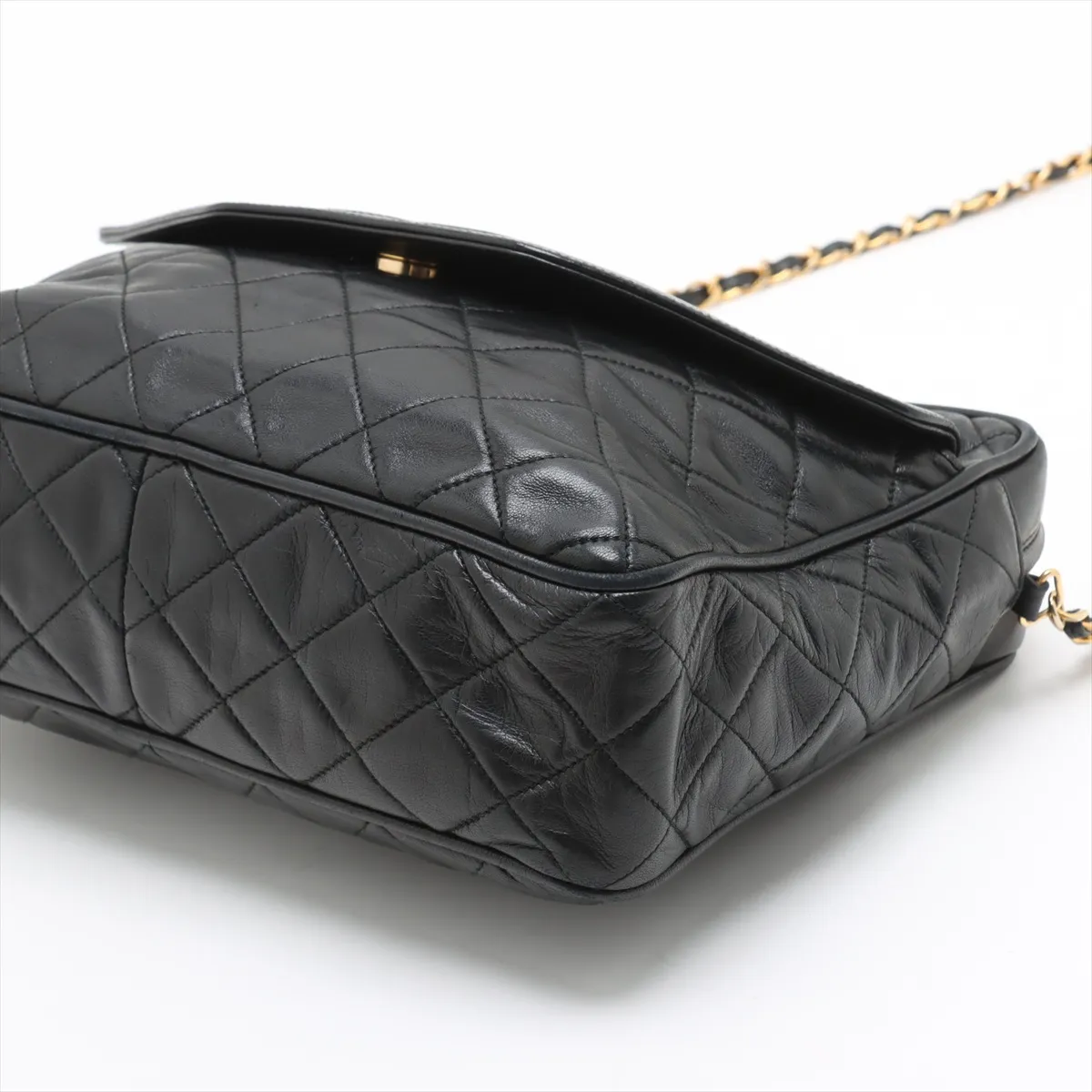 Matelasse Lambskin Chain Shoulder Bag Fringe Black Gold Hardware — view 3