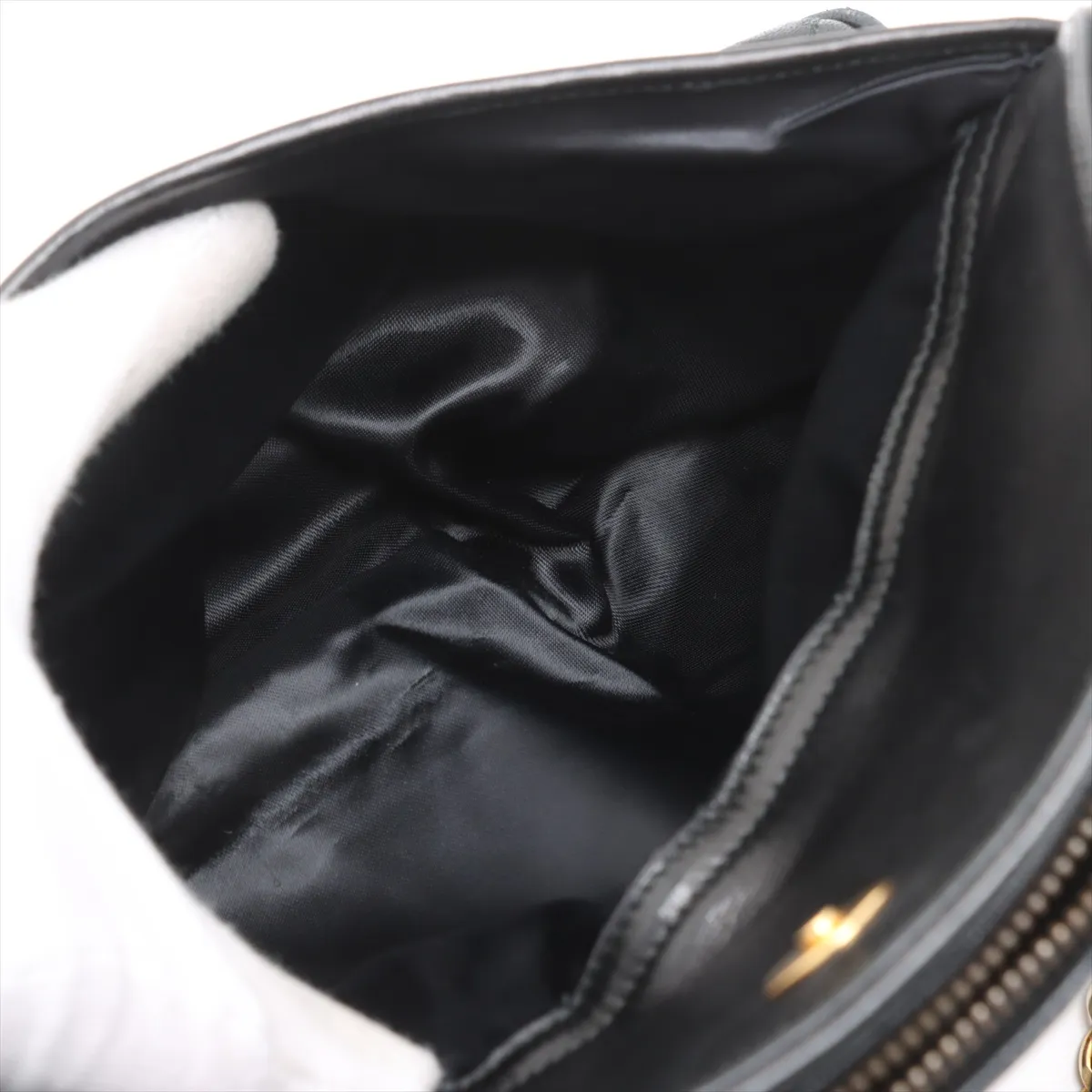 Matelasse Lambskin Chain Shoulder Bag Fringe Black Gold Hardware — view 8