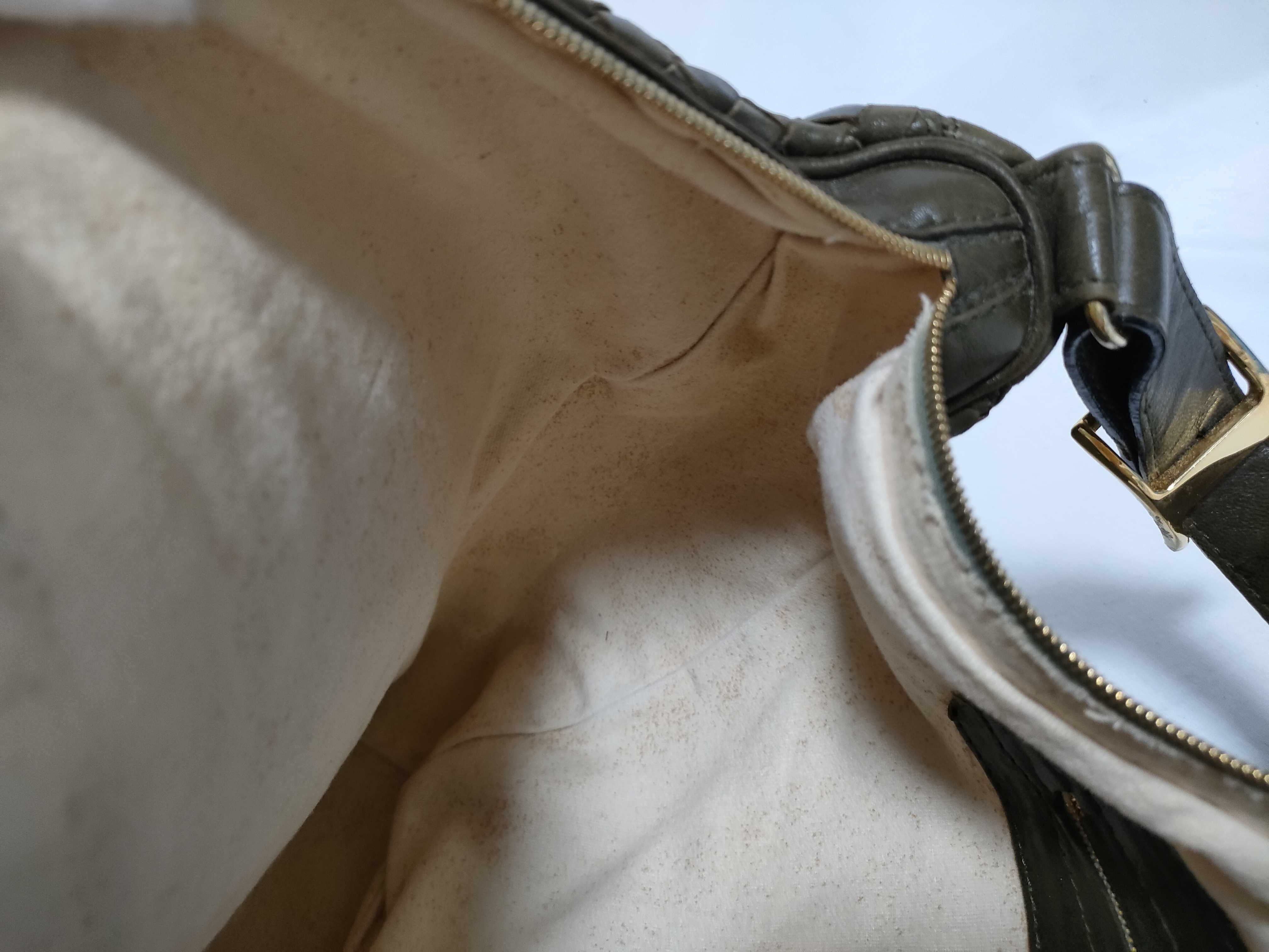 Intrecciato Shoulder Bag (Olive) — view 13