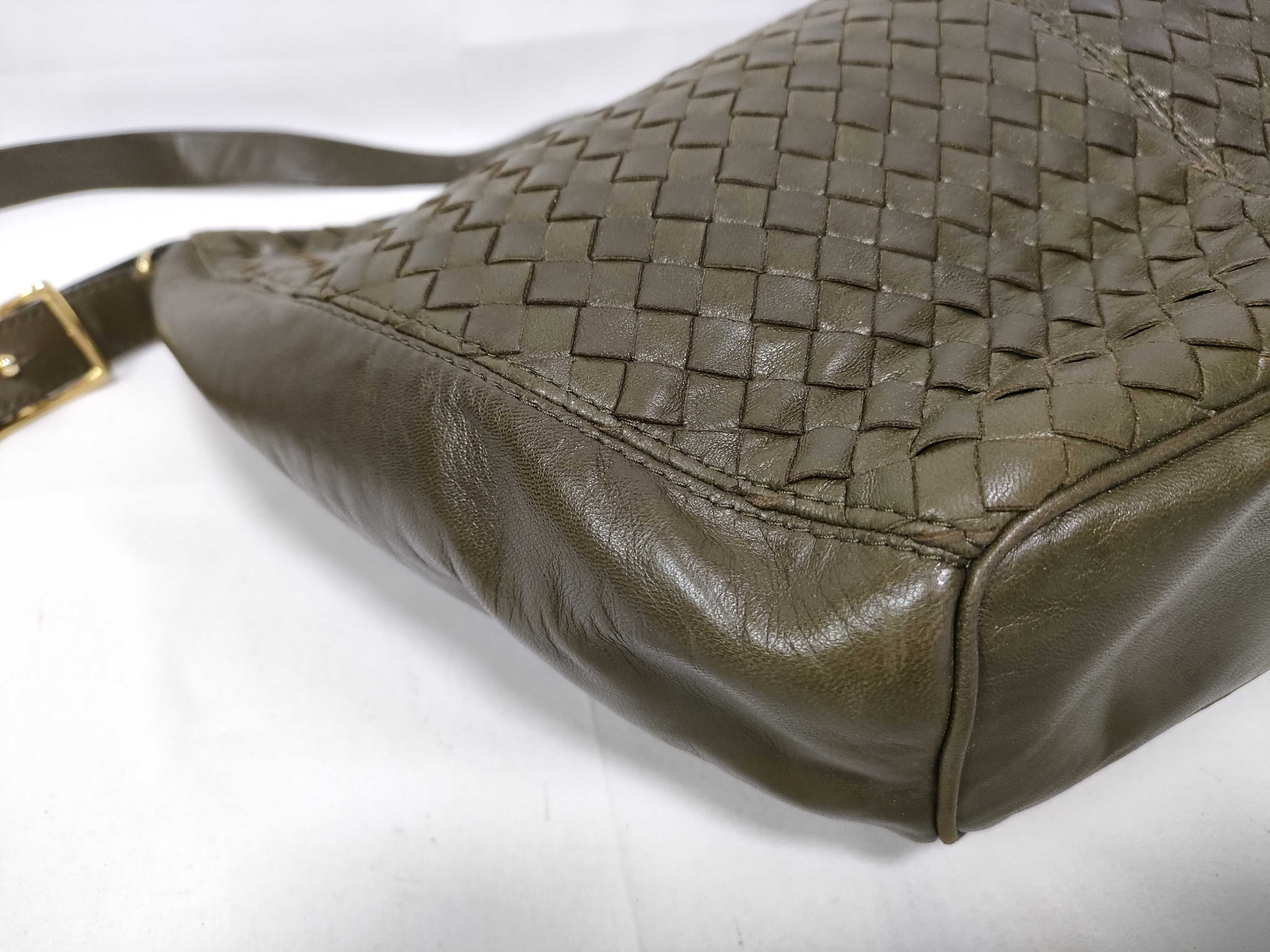 Intrecciato Shoulder Bag (Olive) — view 5