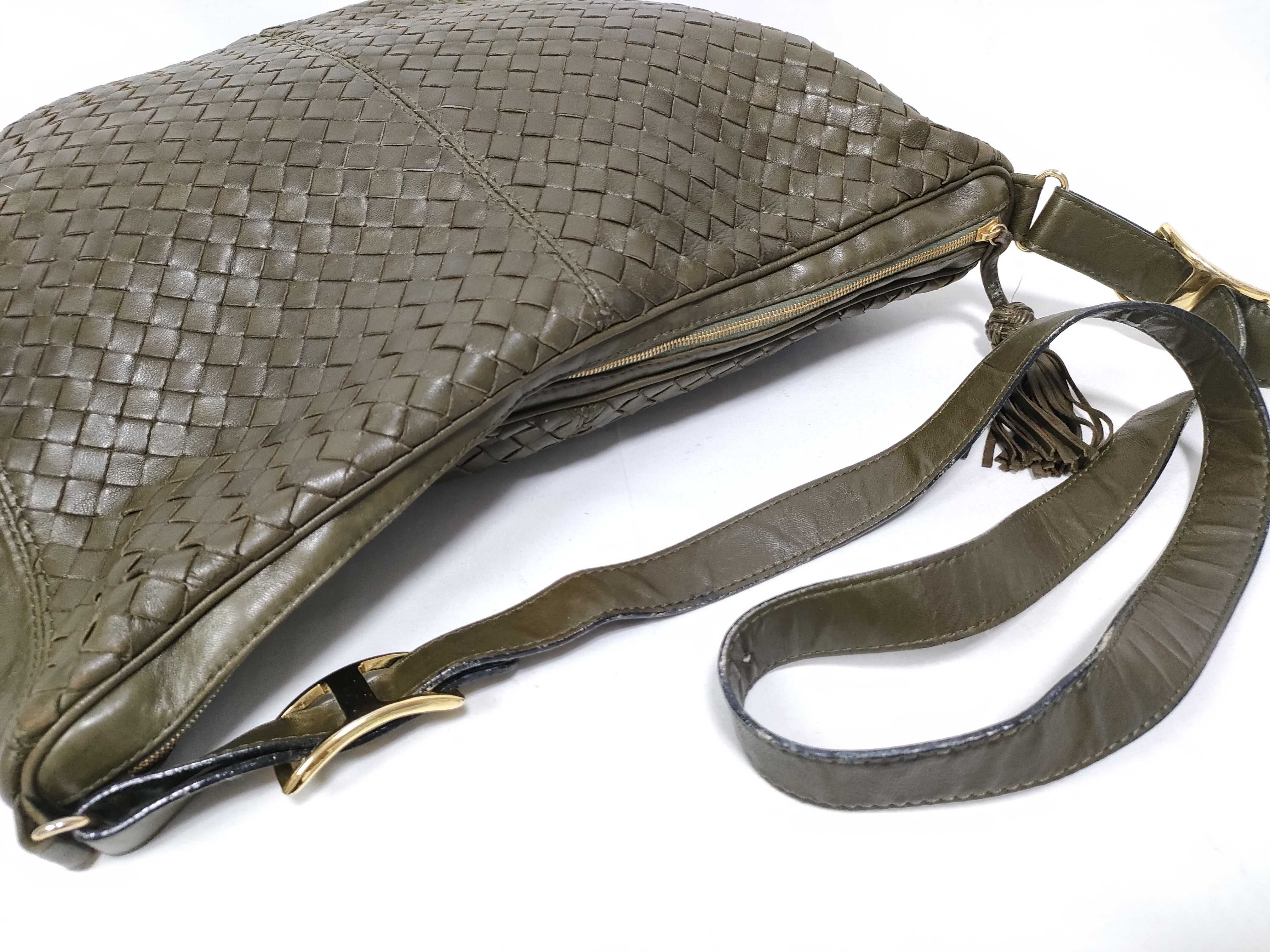 Intrecciato Shoulder Bag (Olive) — view 9
