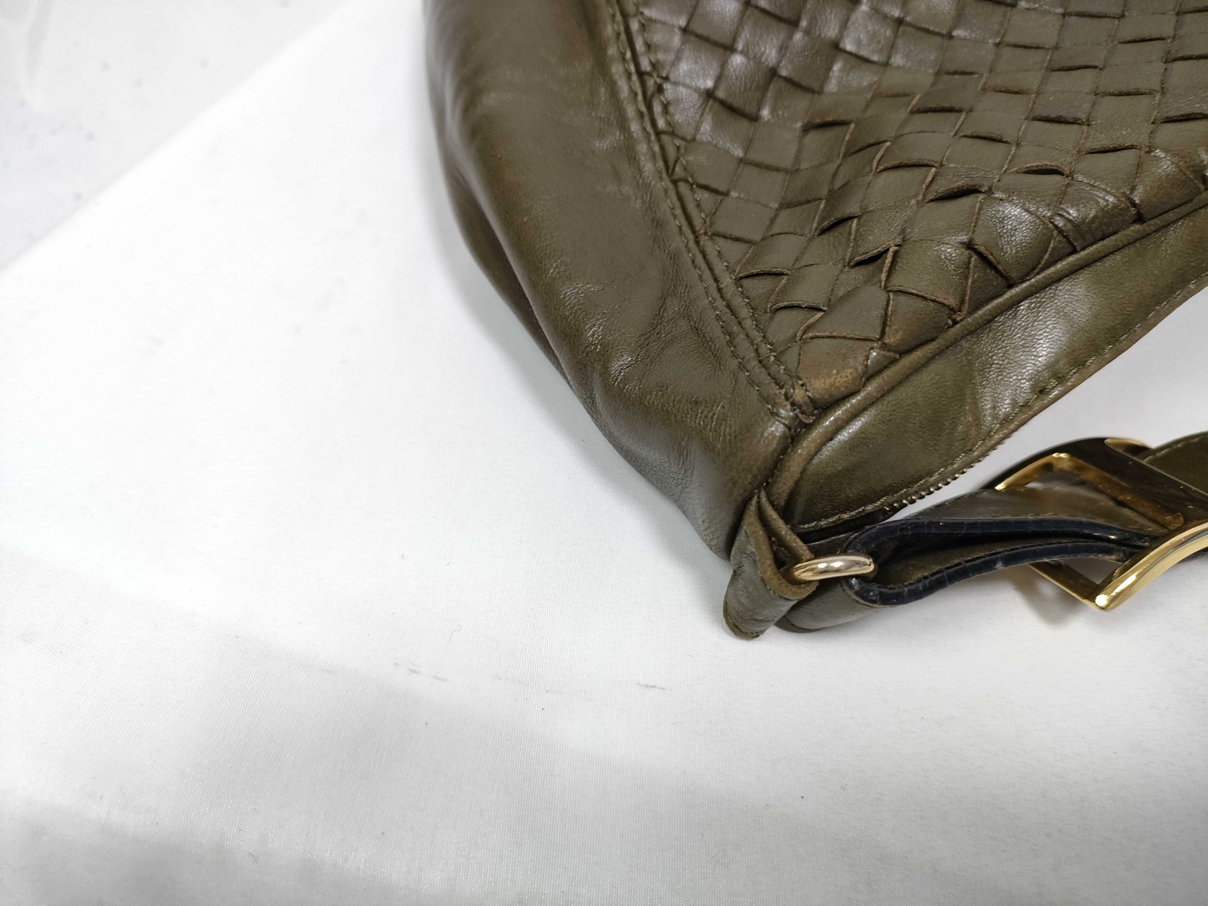 Intrecciato Shoulder Bag (Olive) — view 10