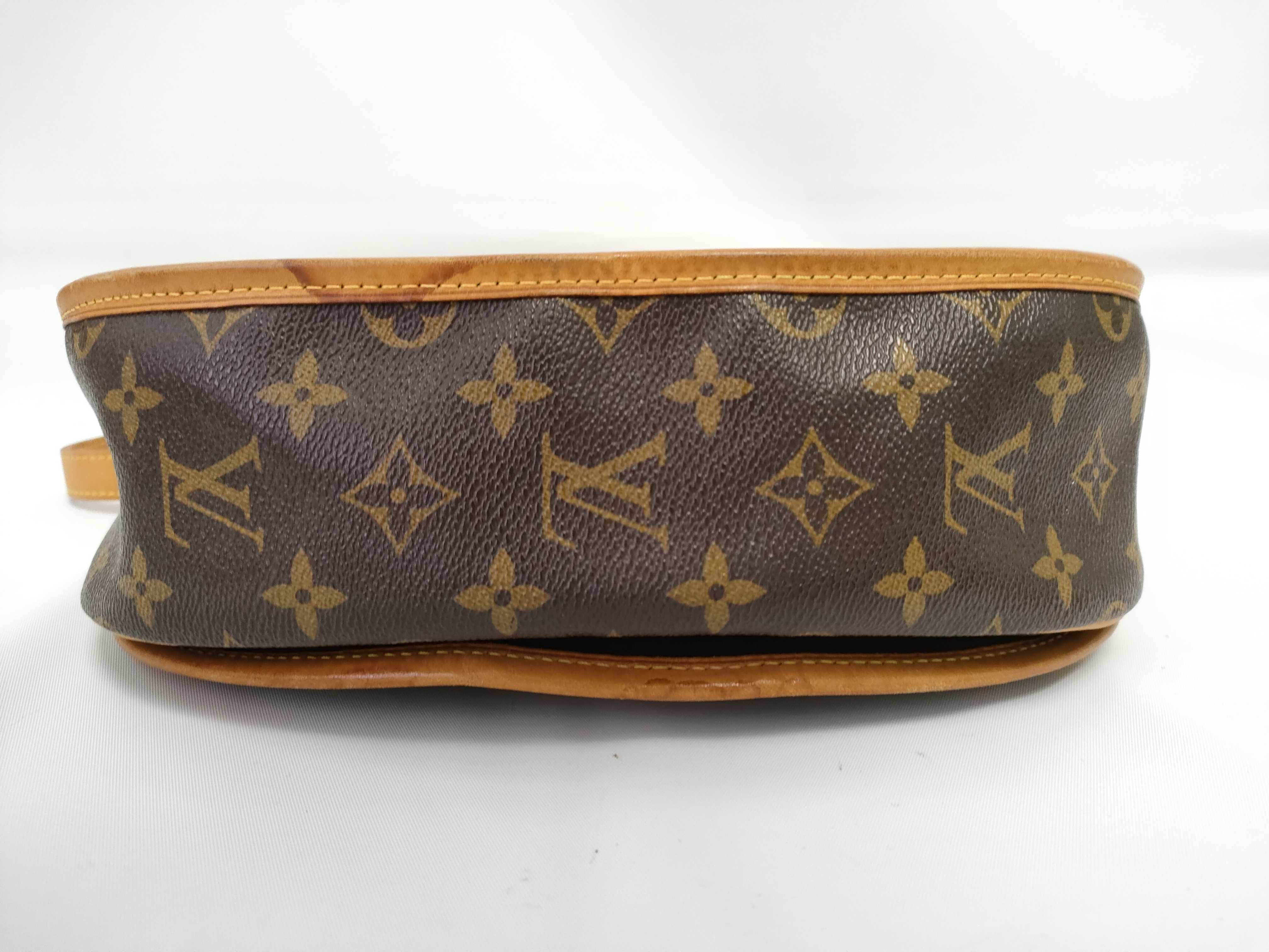 Monogram Louis Vuitton Menilmontant PM Shoulder Bag — view 3