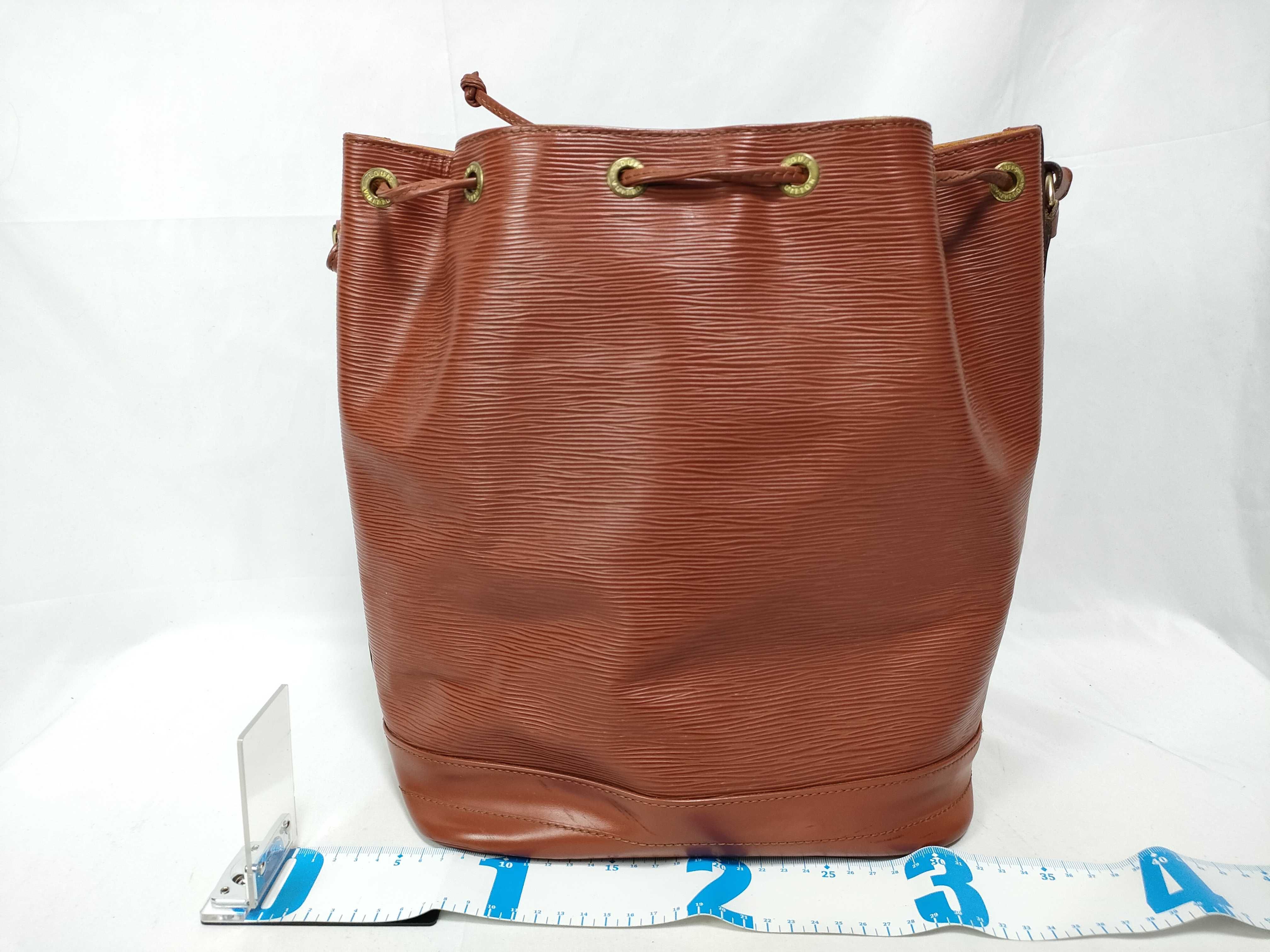 Epi Louis Vuitton Noe Epi Brown Shoulder Bag — view 2