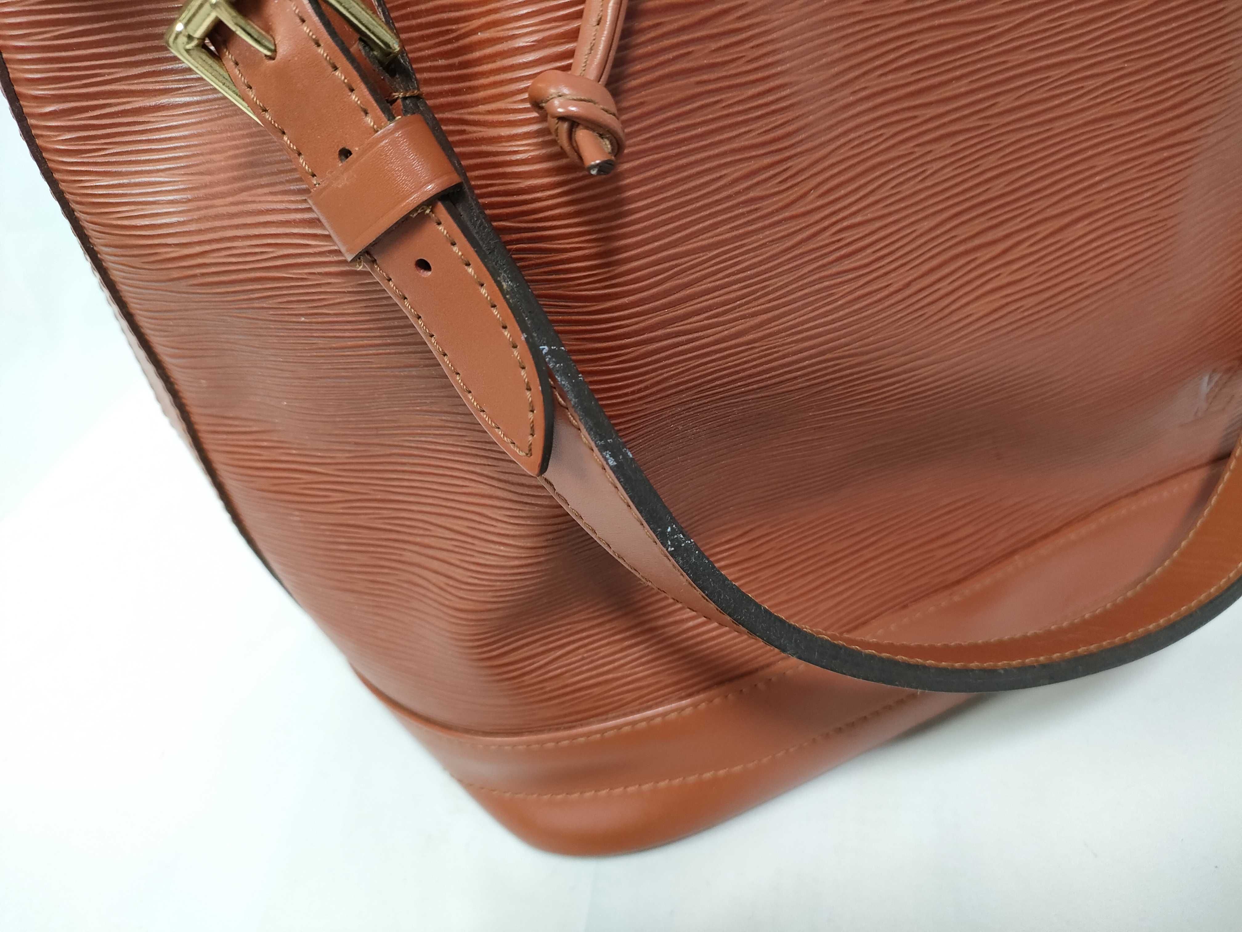 Epi Louis Vuitton Noe Epi Brown Shoulder Bag — view 15