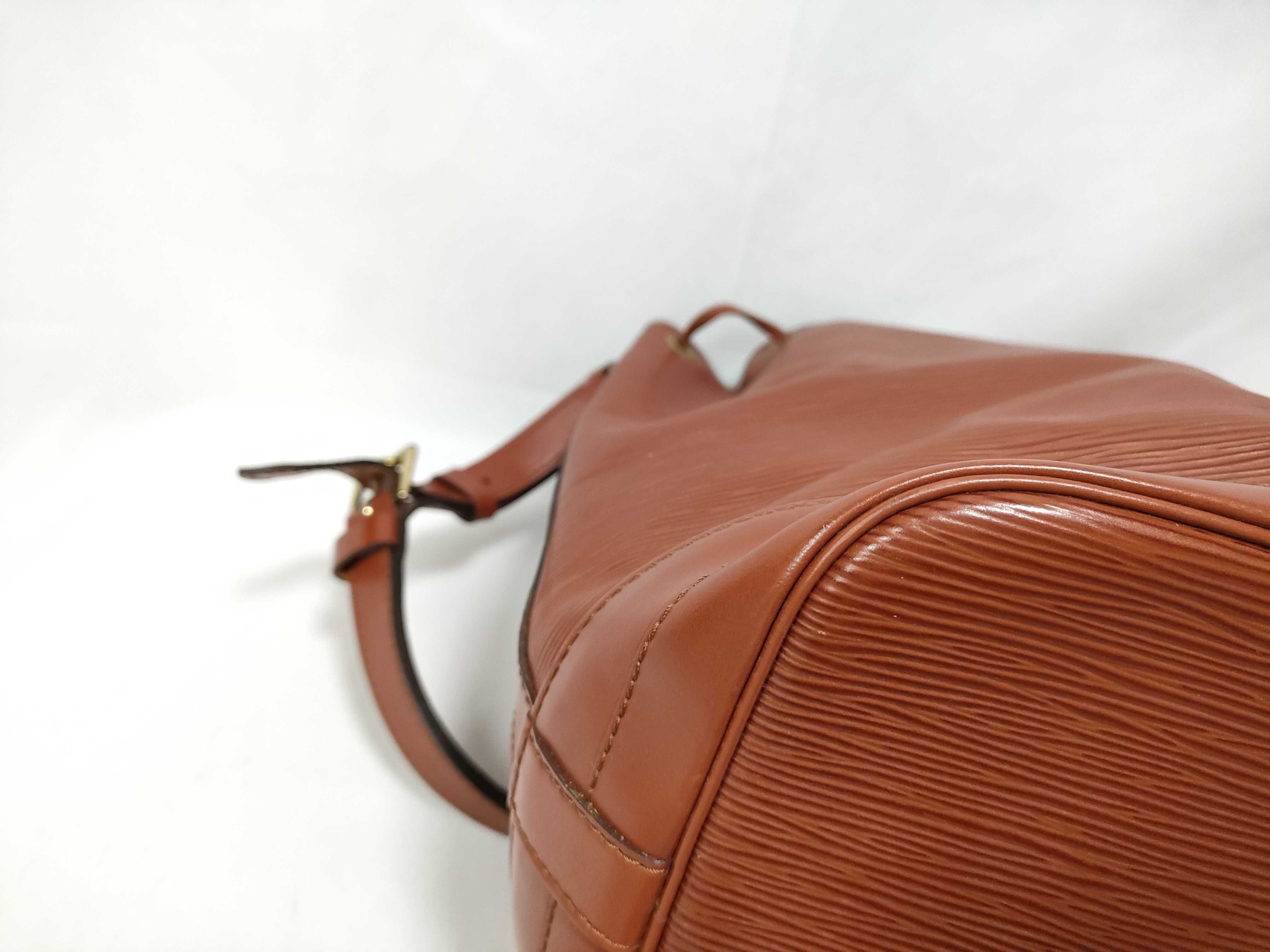 Epi Louis Vuitton Noe Epi Brown Shoulder Bag — view 4
