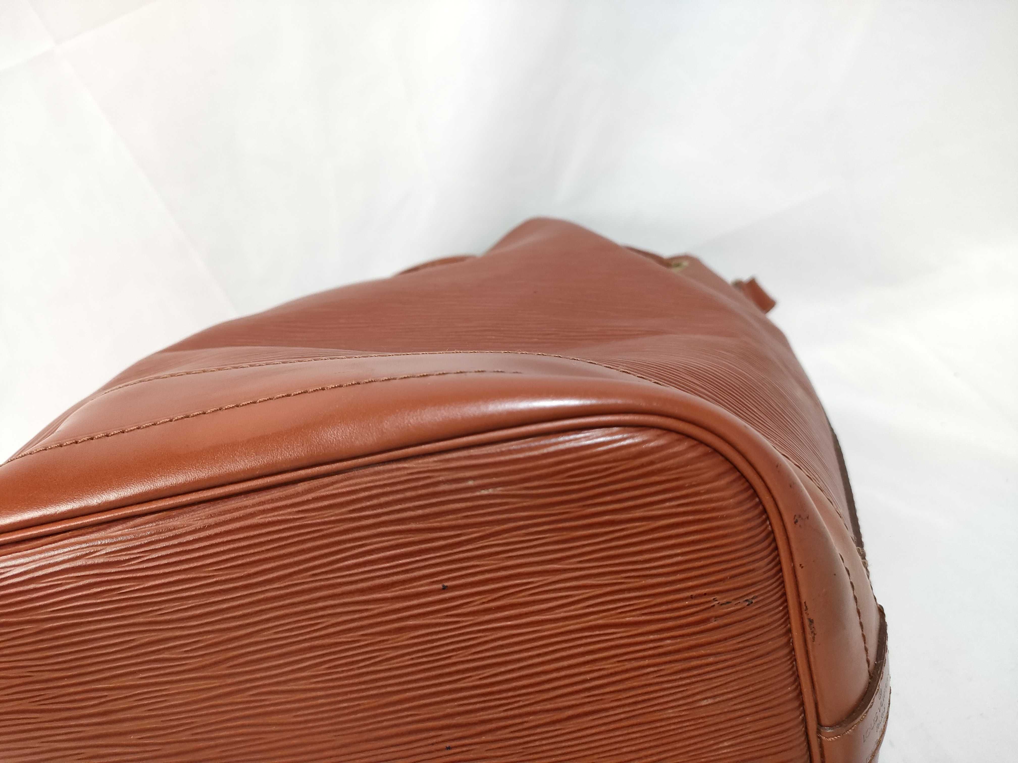 Epi Louis Vuitton Noe Epi Brown Shoulder Bag — view 5