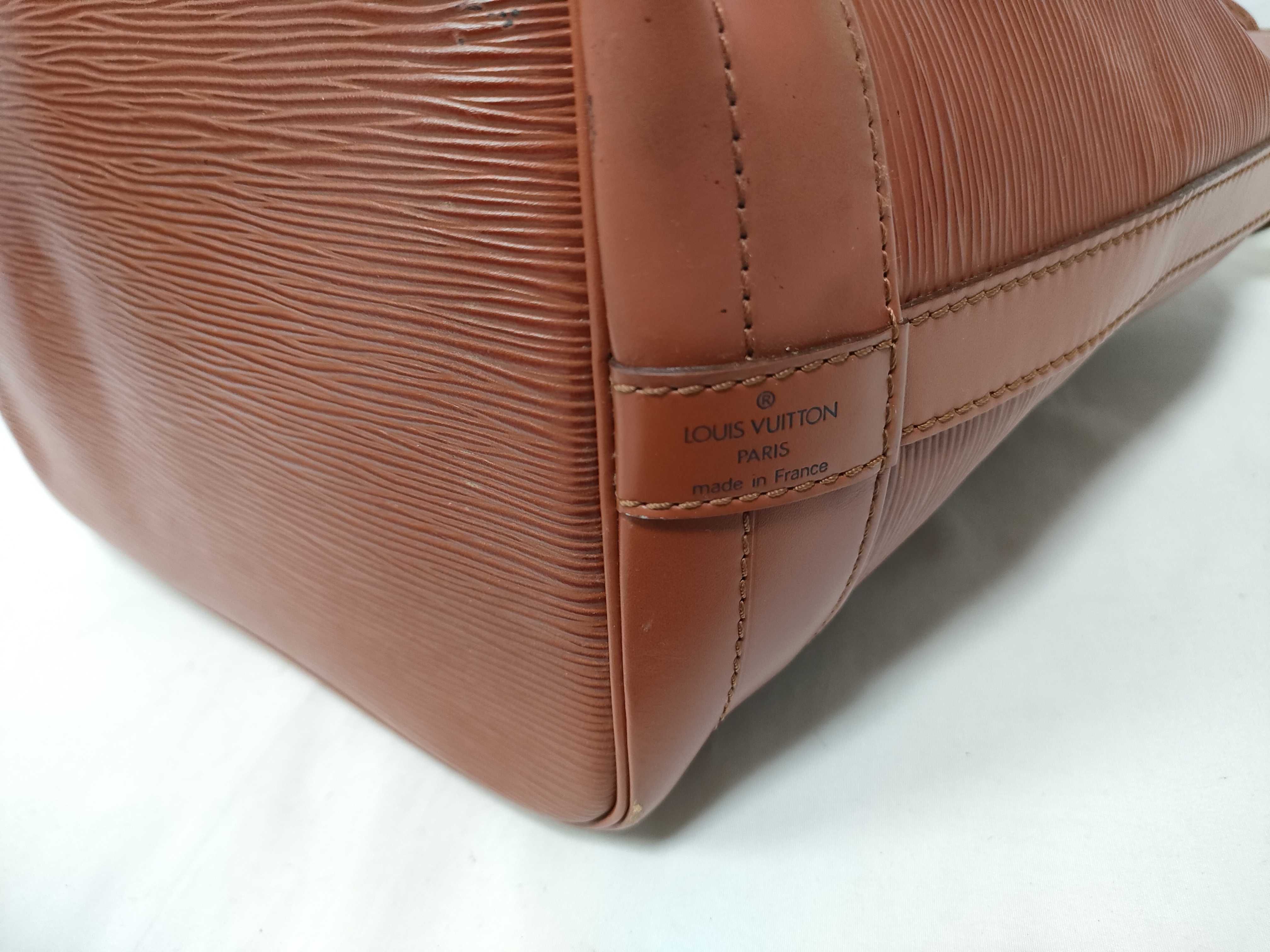 Epi Louis Vuitton Noe Epi Brown Shoulder Bag — view 6