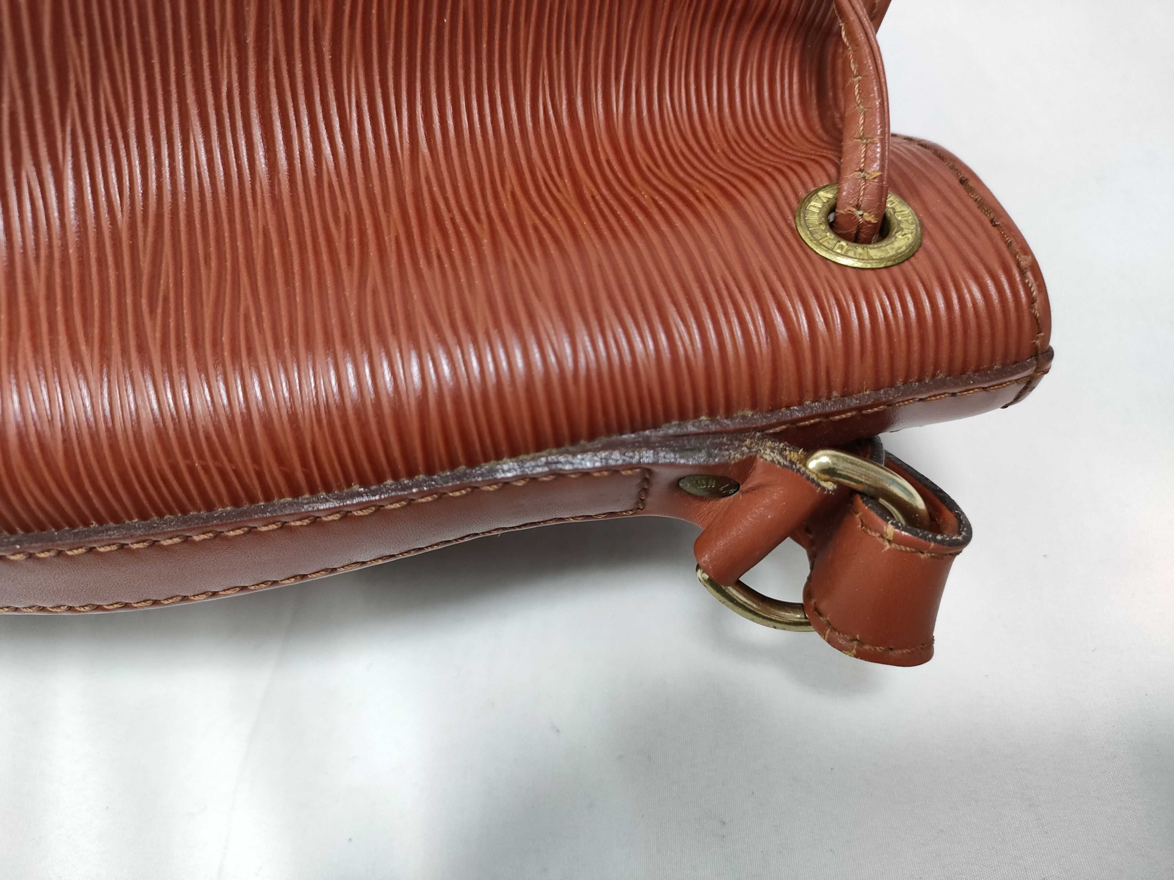 Epi Louis Vuitton Noe Epi Brown Shoulder Bag — view 8