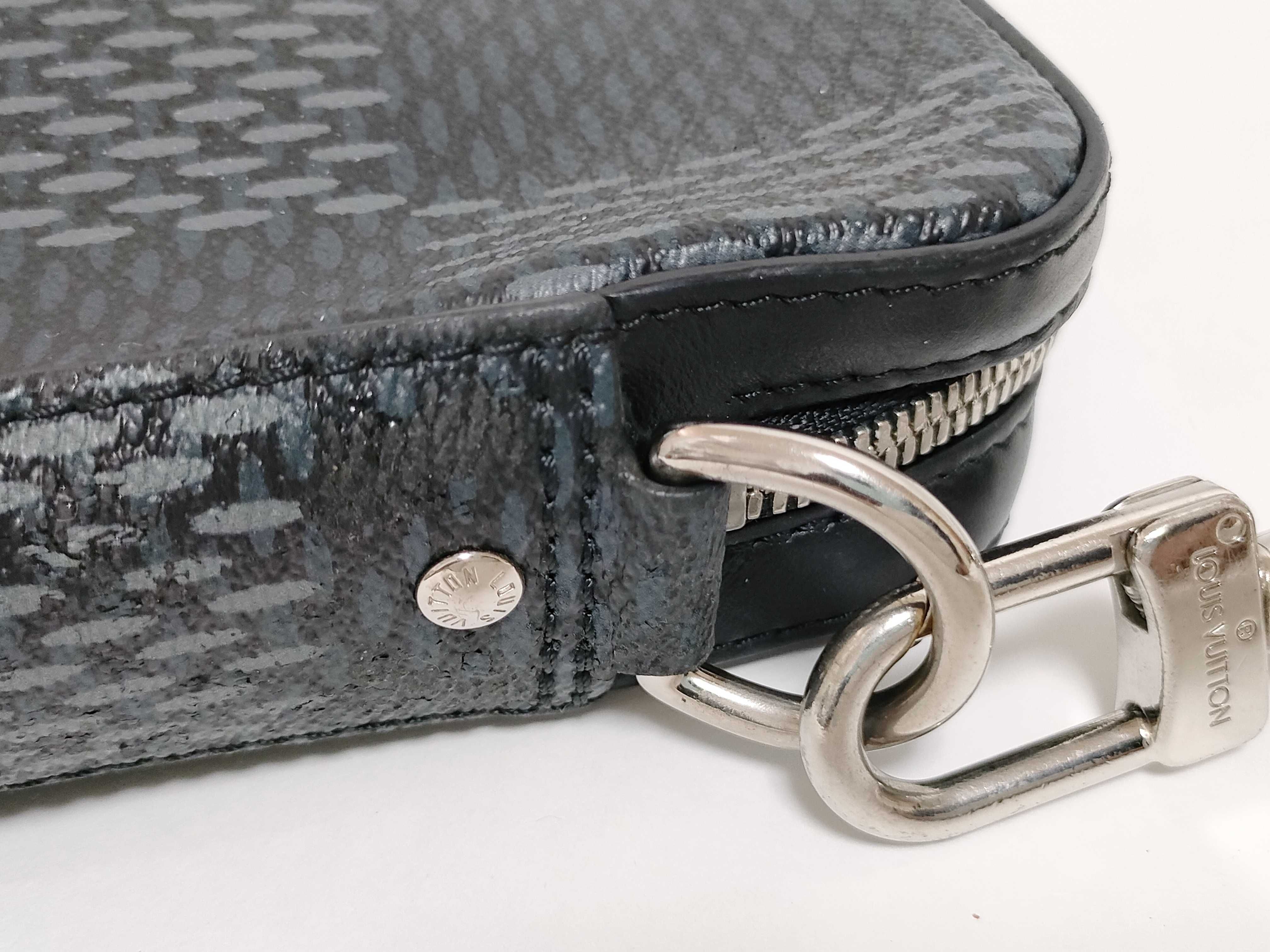 Damier Graphite 3D Trio Messenger Shoulder Bag — view 5
