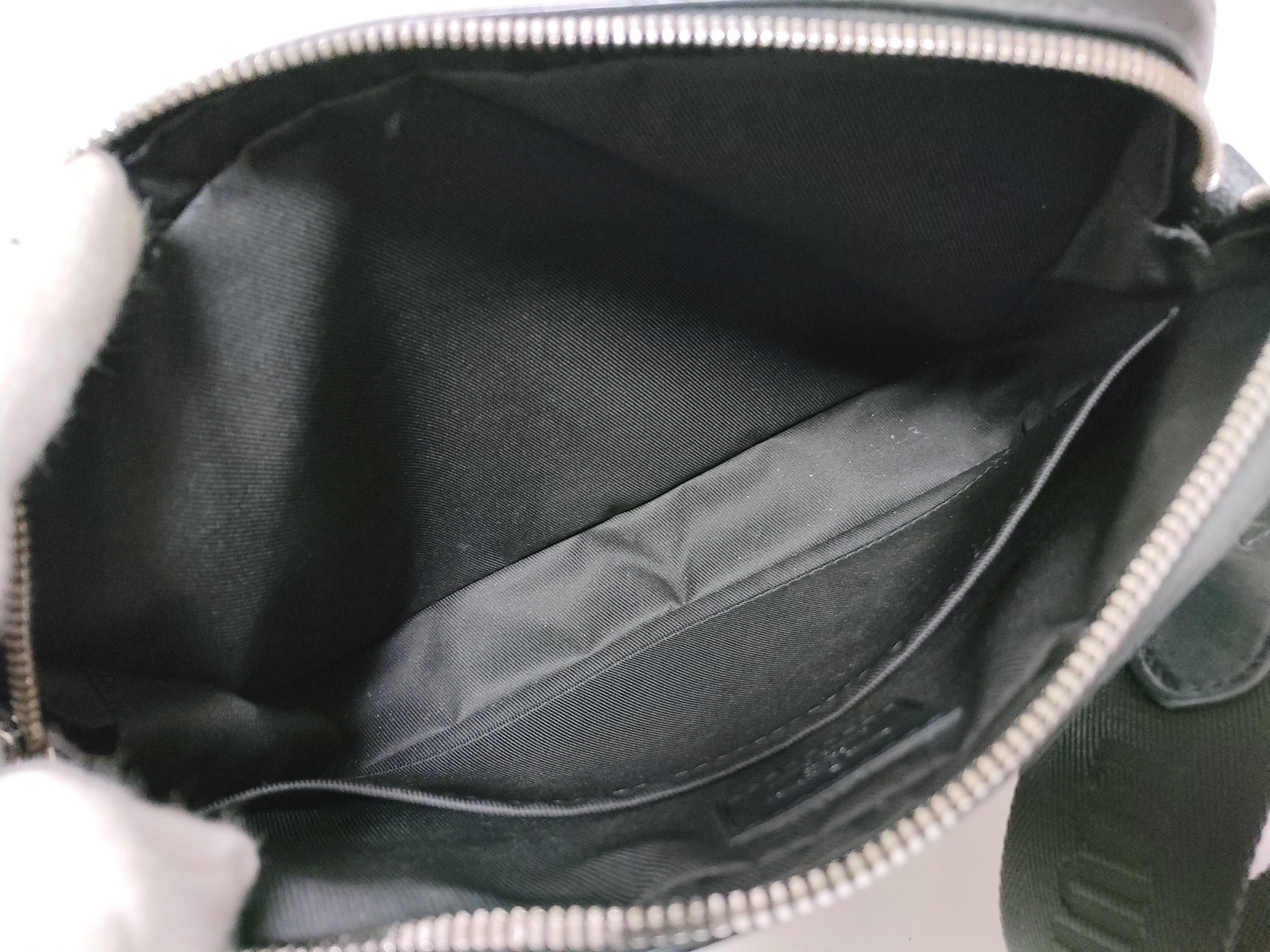 Damier Graphite 3D Trio Messenger Shoulder Bag — view 10