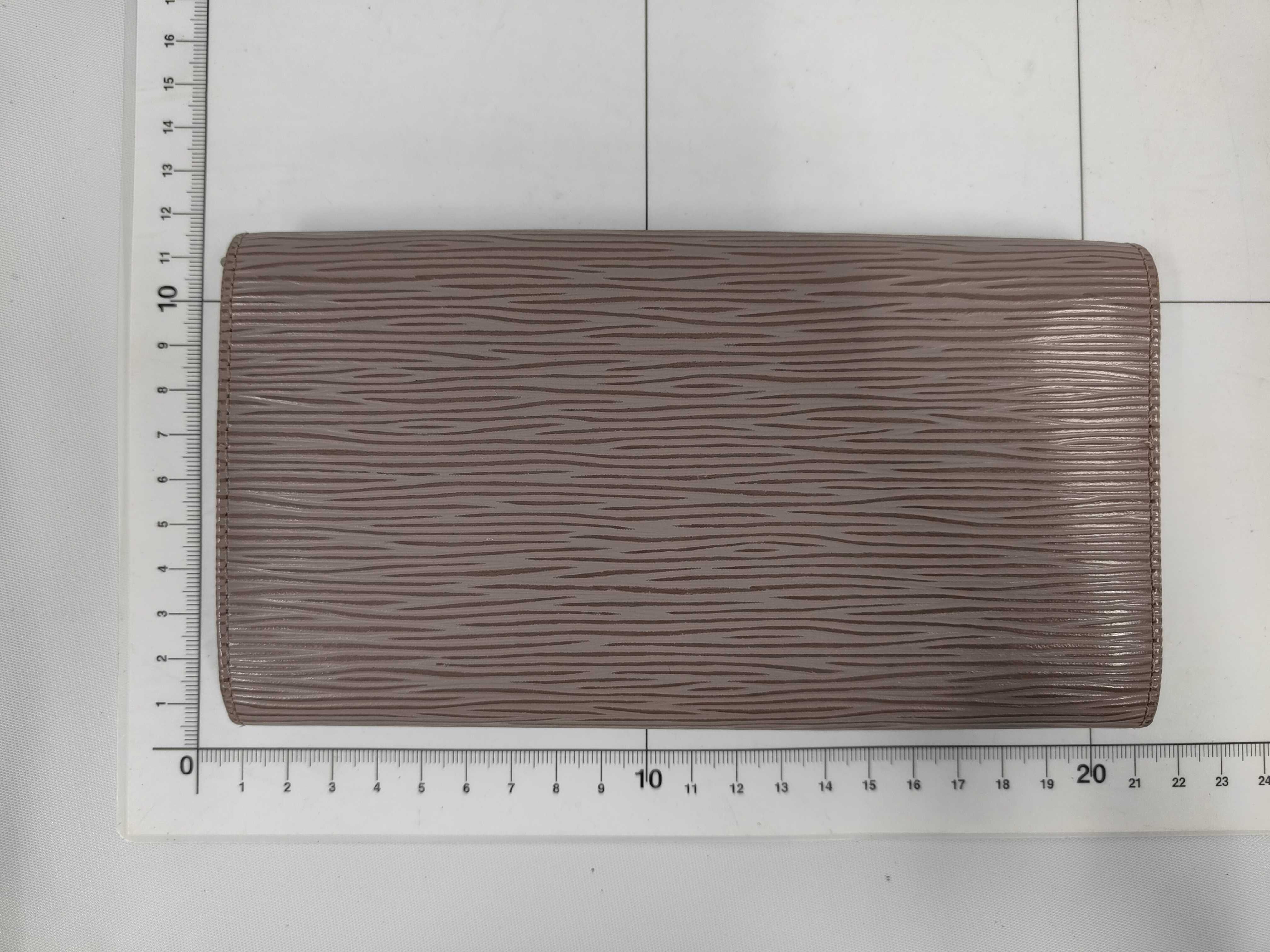 Epi Pochette Portemonnaie Credit Wallet — view 2