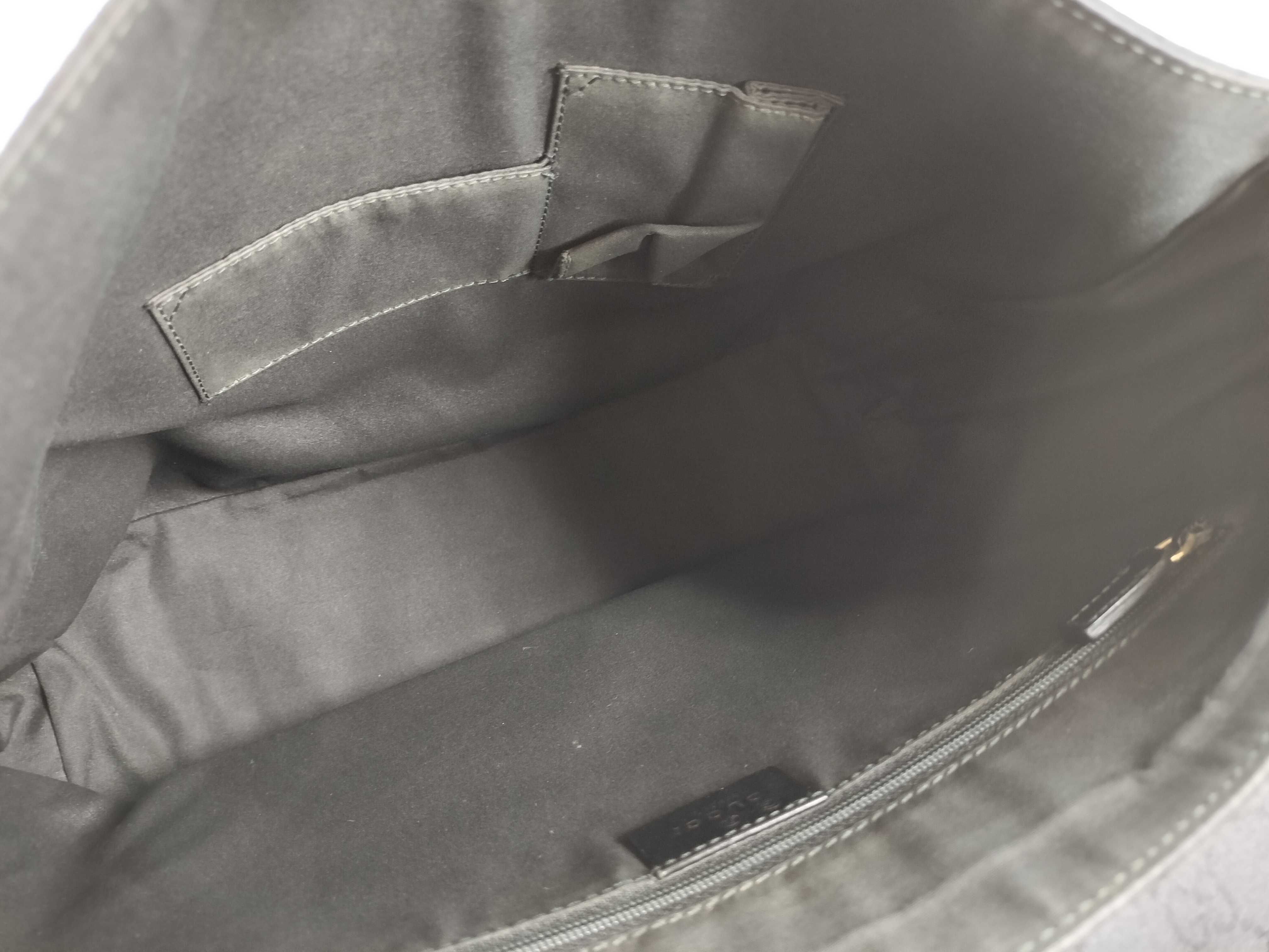 GG Shoulder Bag — view 11