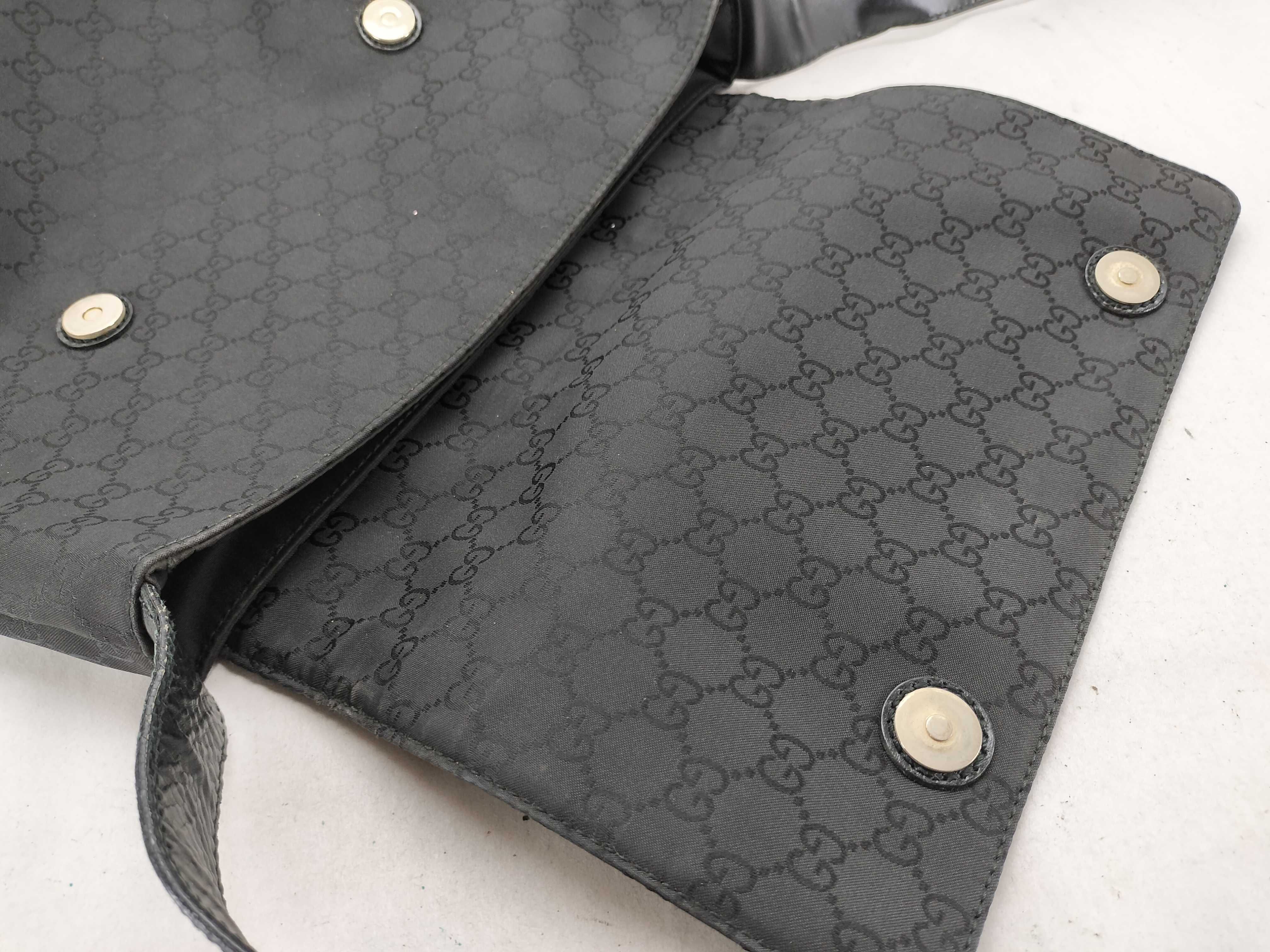 GG Shoulder Bag — view 8