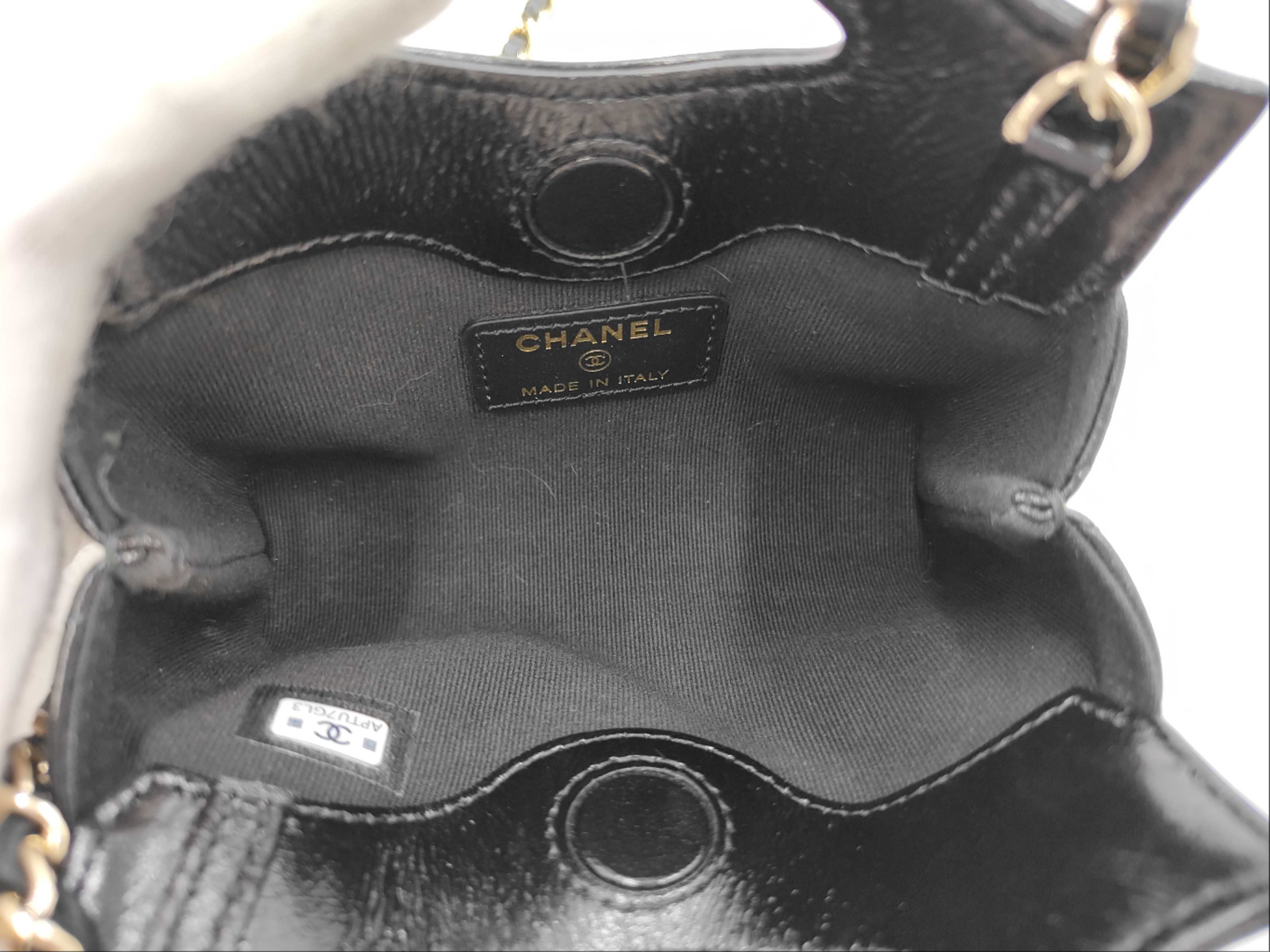 31 Chain Clutch, Black Hardware, Shoulder Bag — view 9