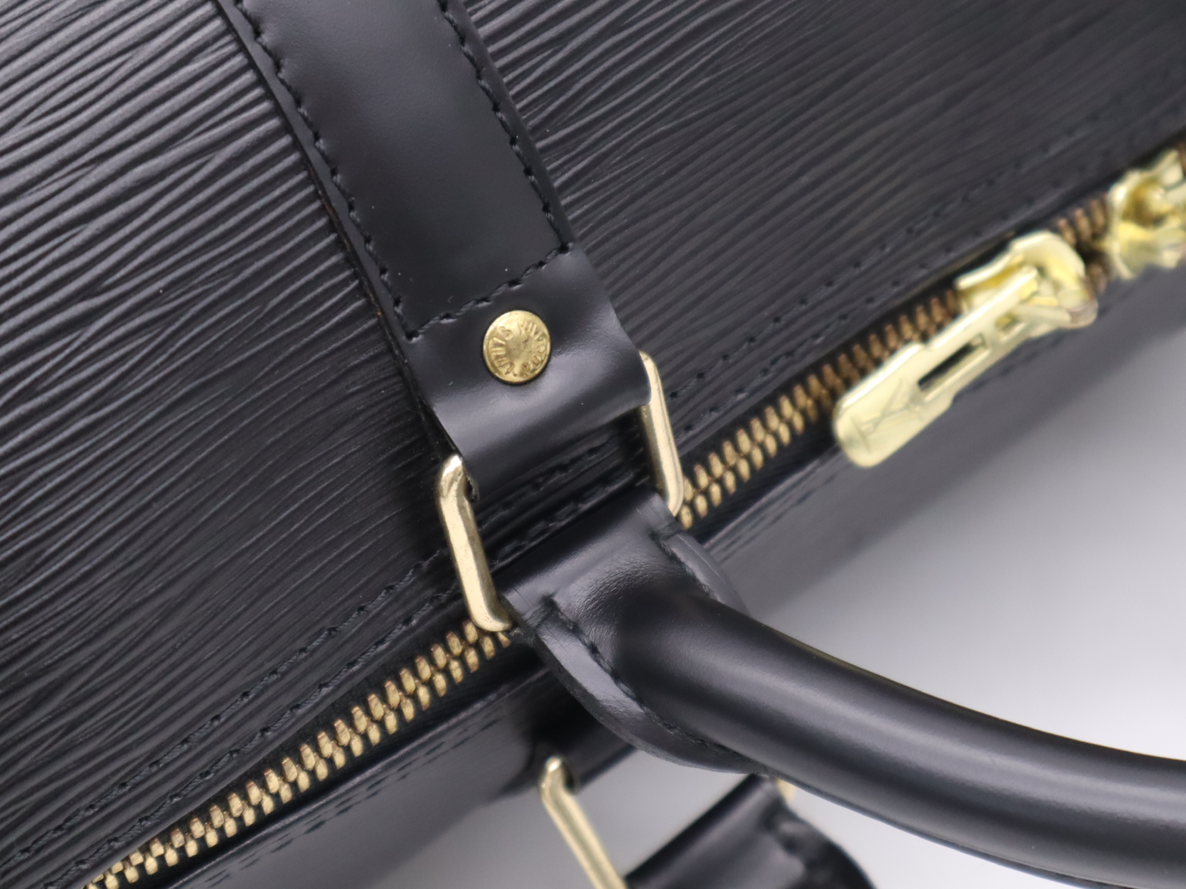 M42962 Epi Keepall 50 Noir Boston Bag — view 7