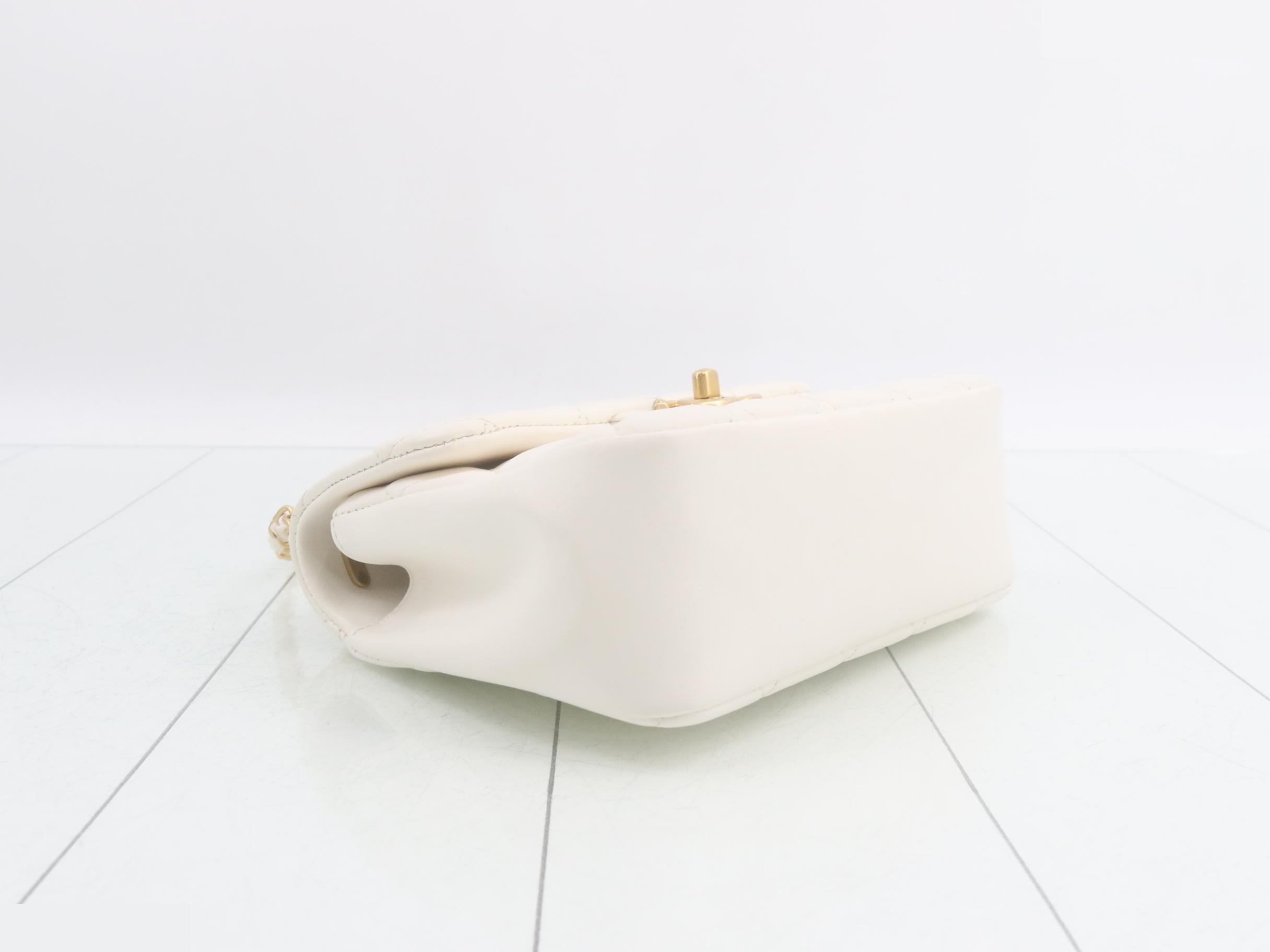 Matelassé Chain Shoulder Bag — view 5