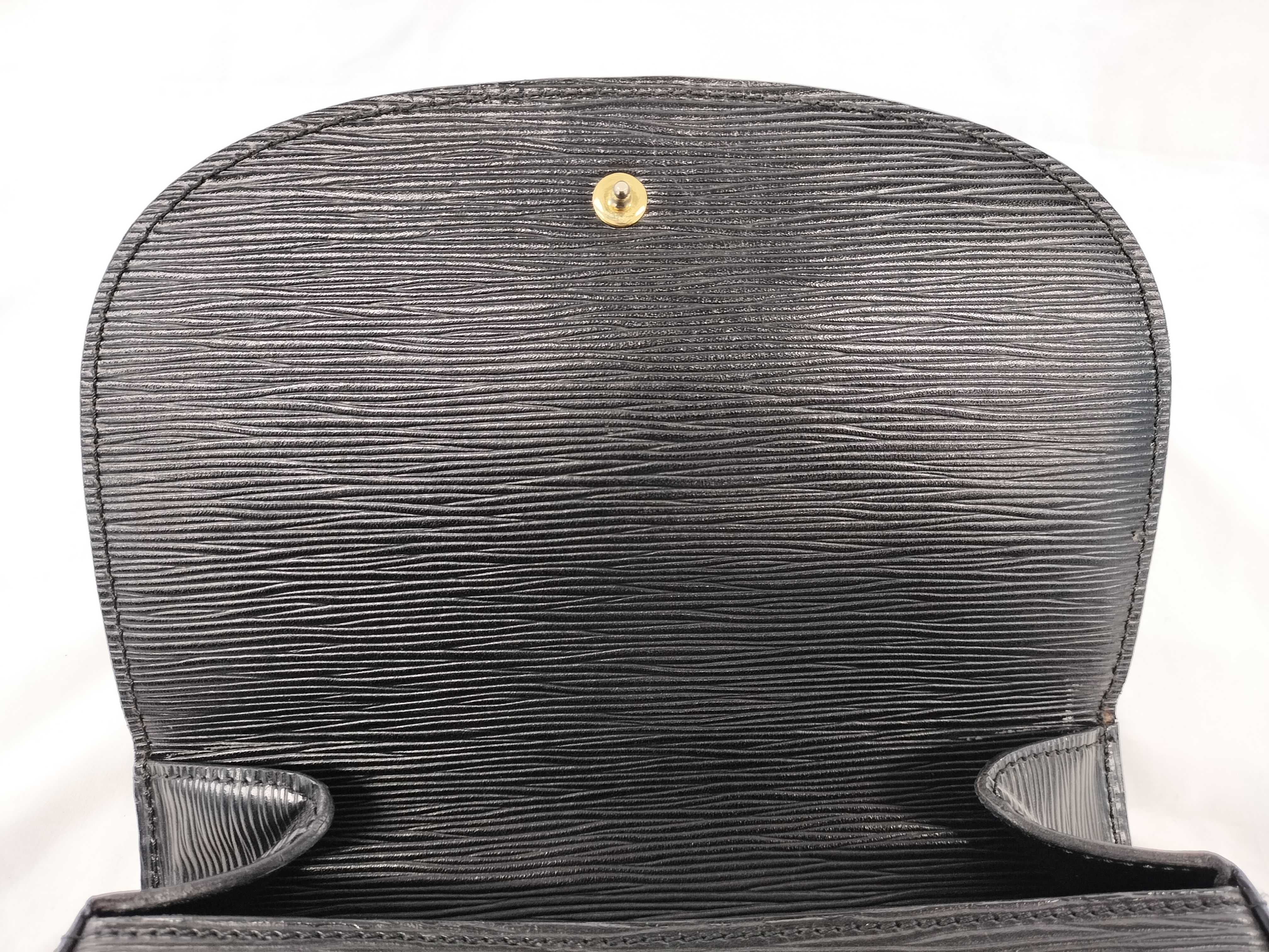 Epi Saint Cloud GM Shoulder Bag — view 5