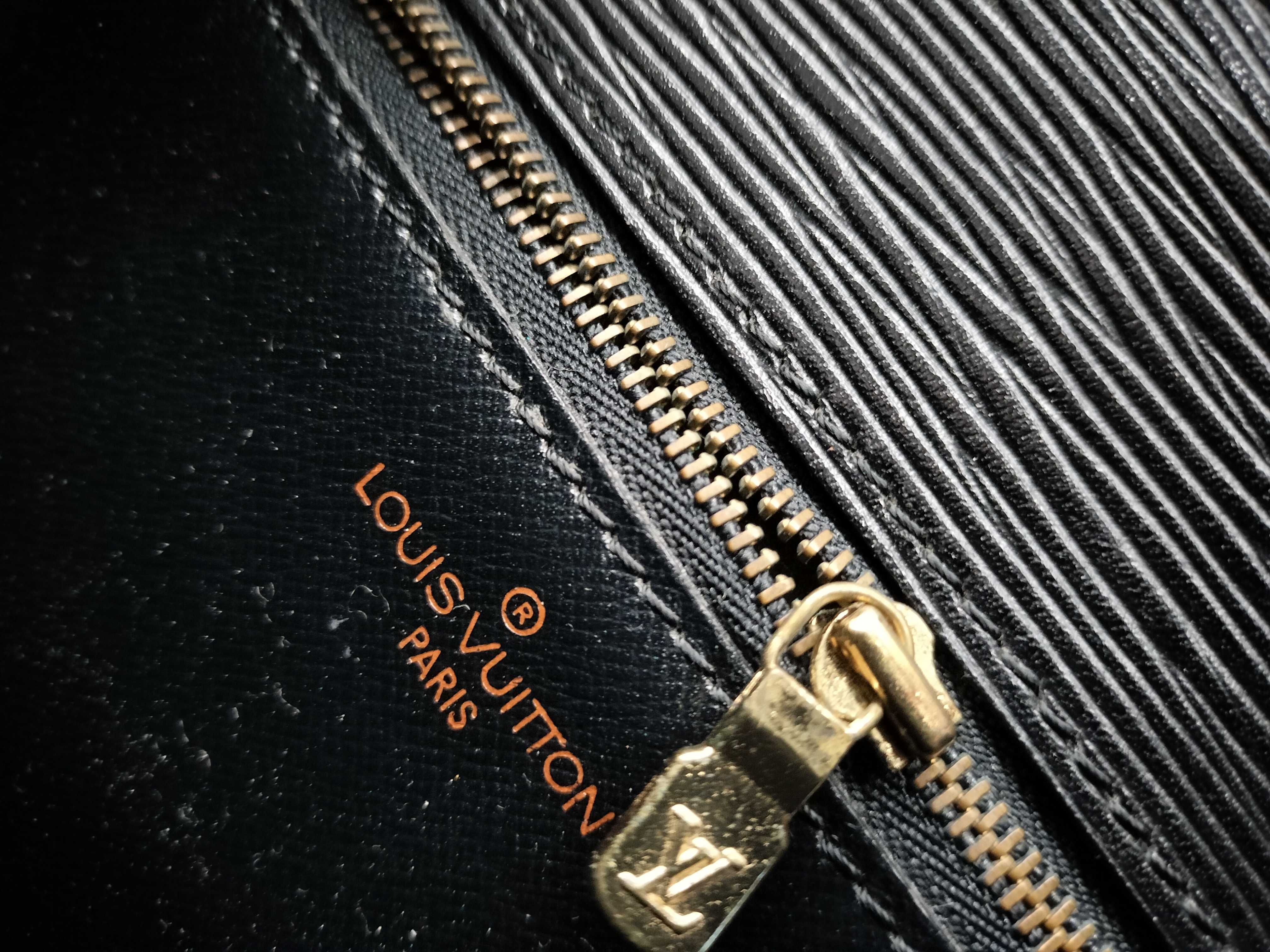 Epi Saint Cloud GM Shoulder Bag — view 9