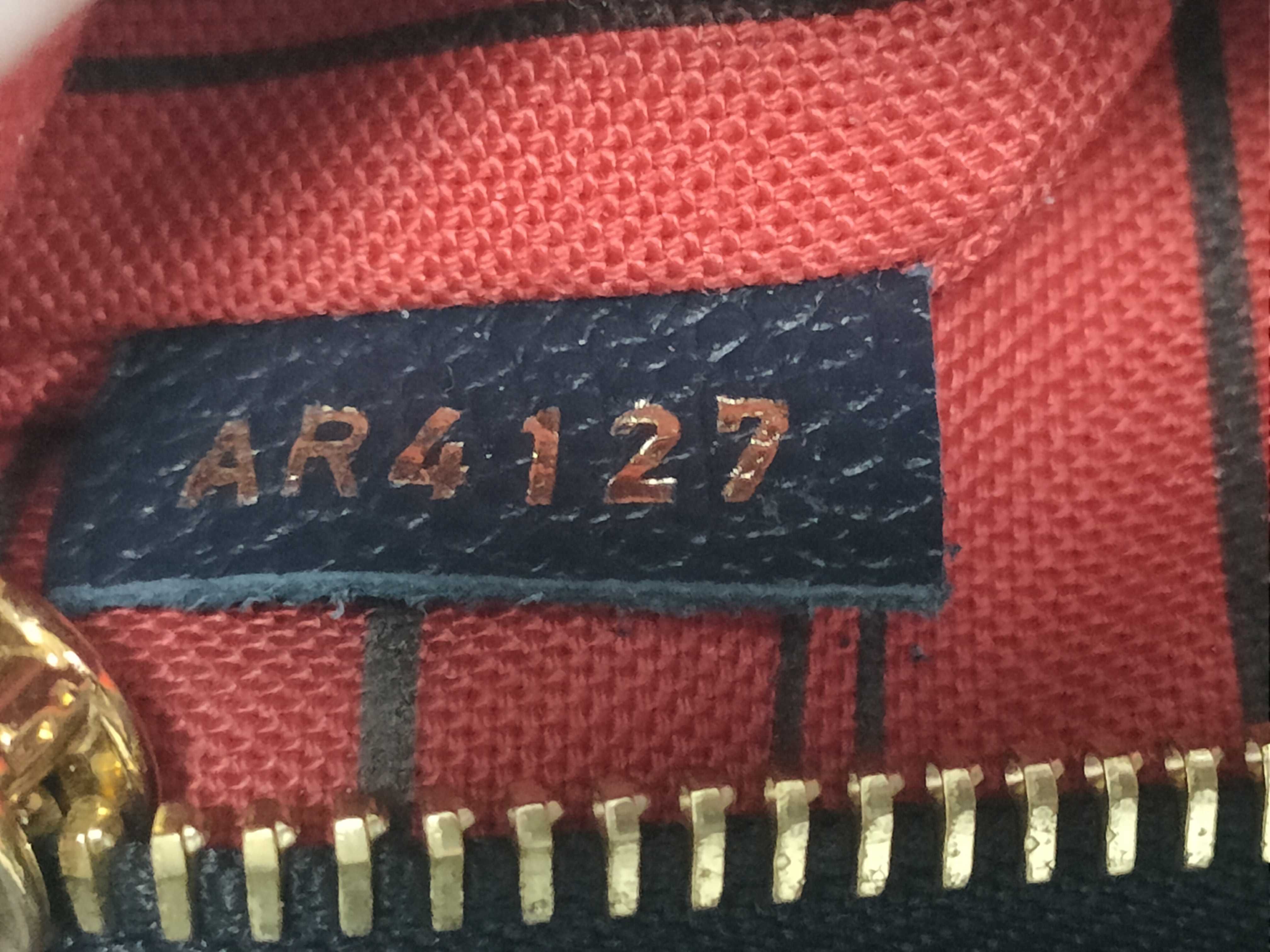 Monogram Empreinte Louis Vuitton Pochette Métis Shoulder Bag — view 15