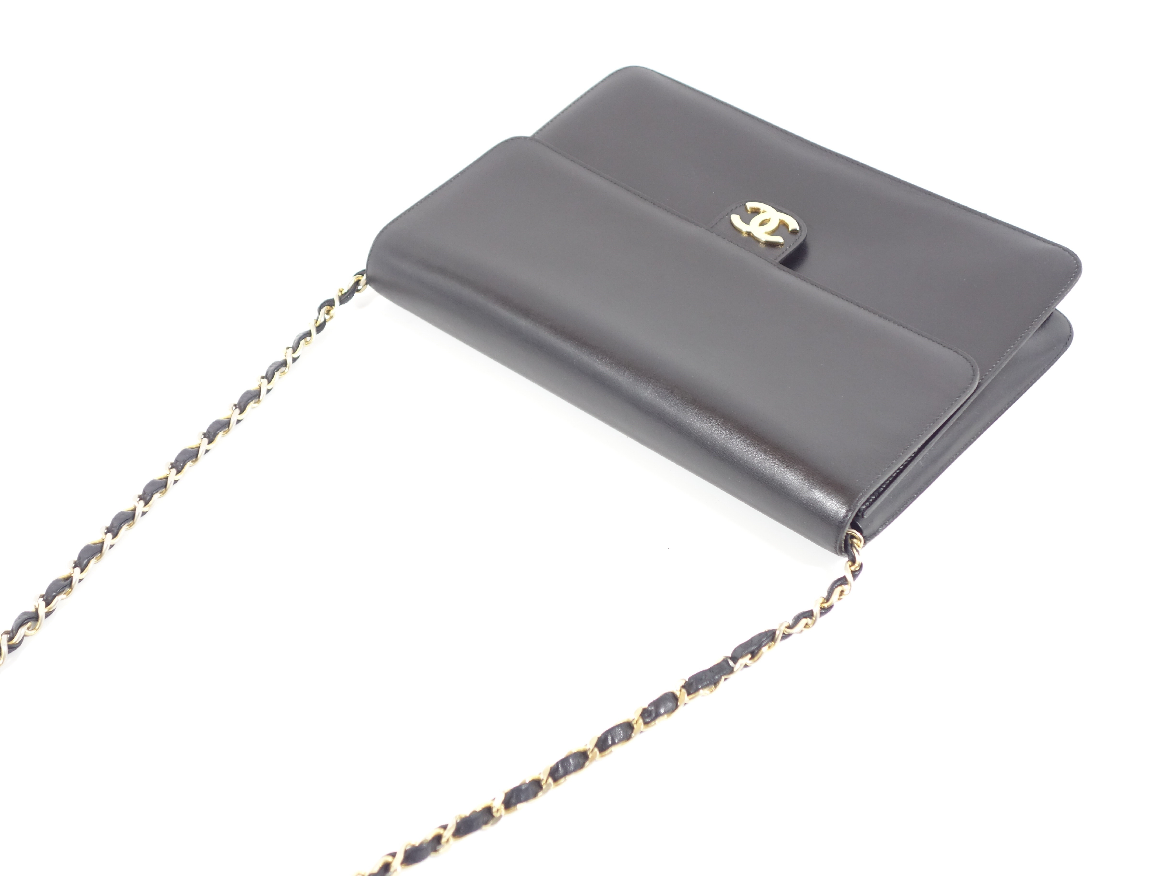 Push-Lock Box Calf Chain Shoulder Bag — view 8