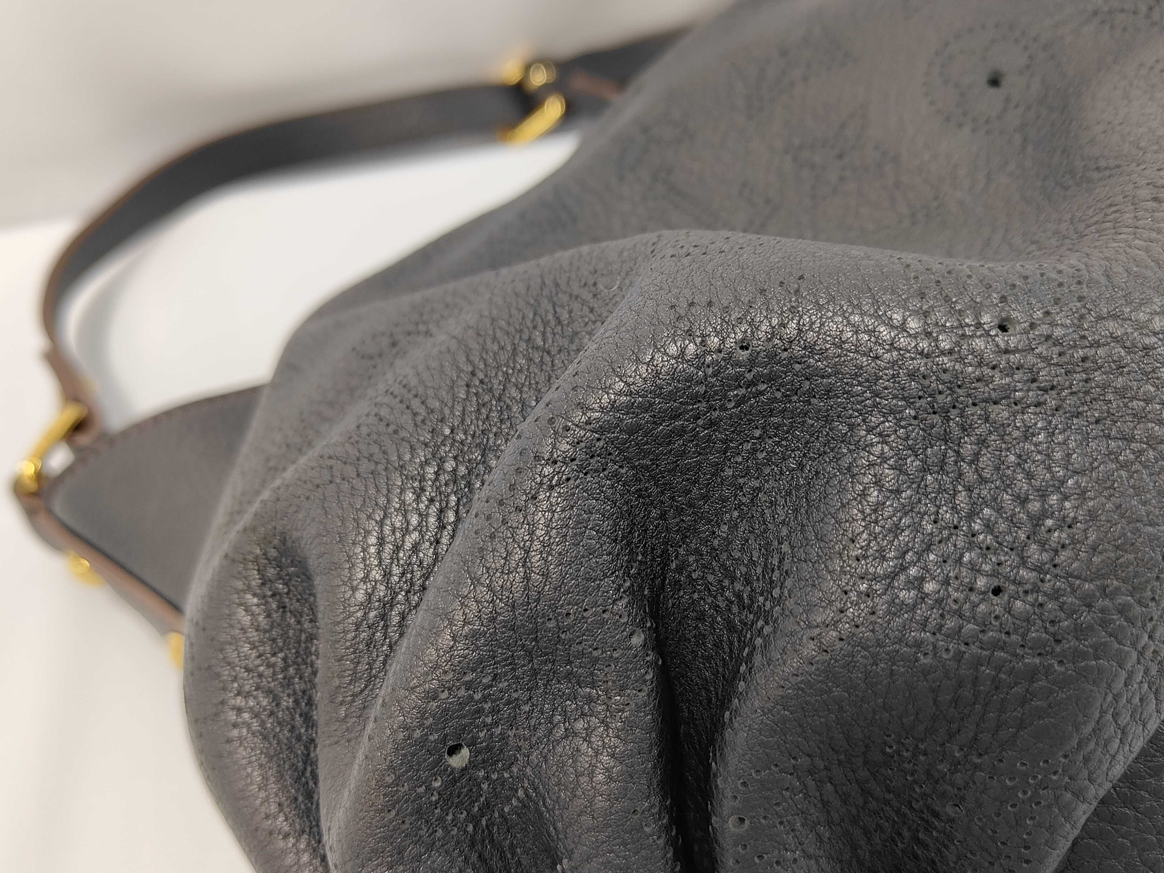 Mahina XS Noir One-Shoulder Bag (Shoulder Bag) — view 4