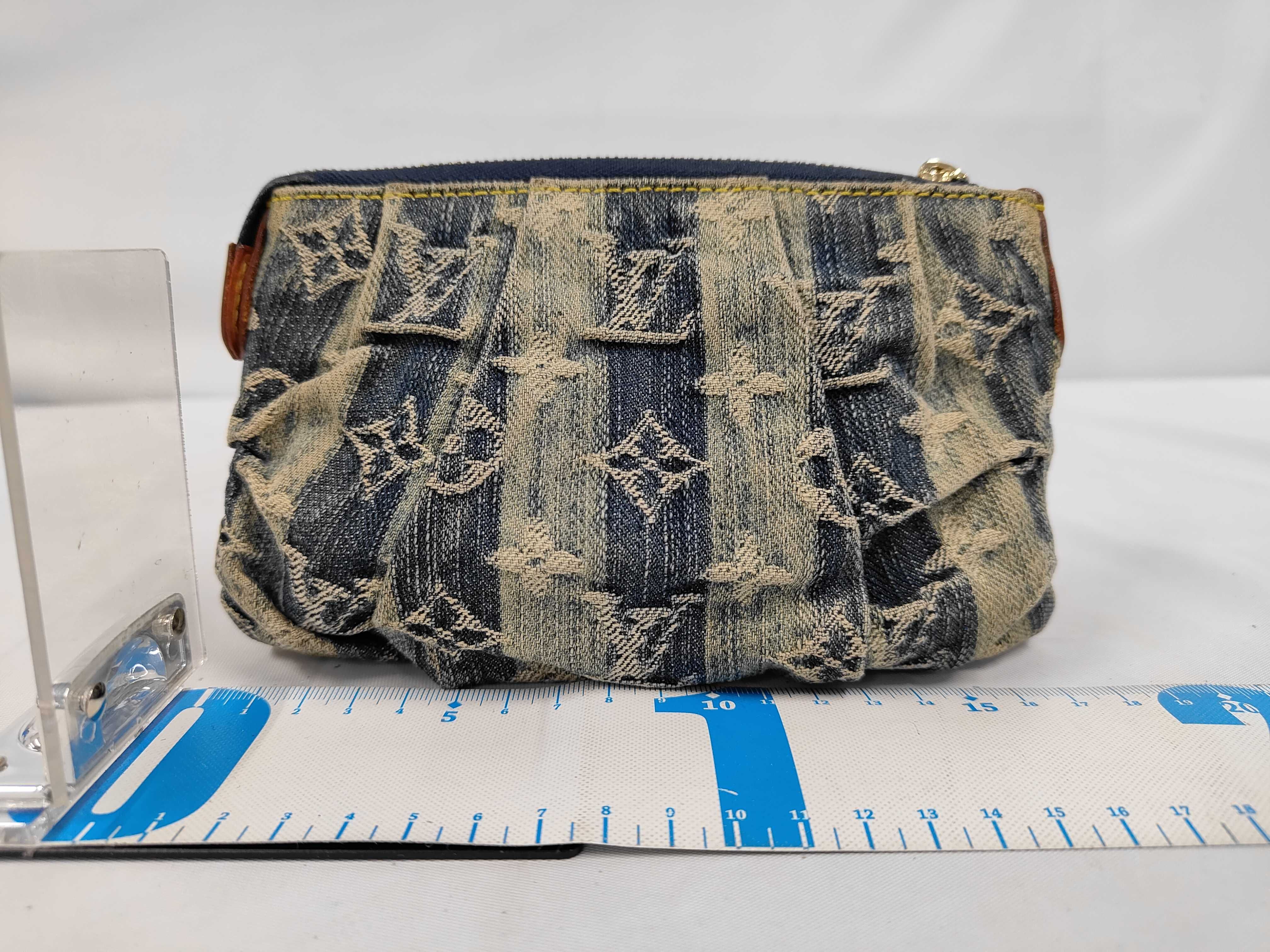 Monogram Denim Trouse Raye M95335 Pouch — view 2