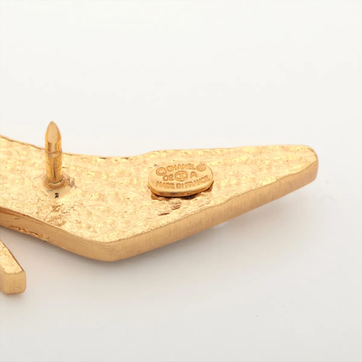 Cocomark 02A Pin Brooch GP x Fake Pearl Black x Gold — view 4